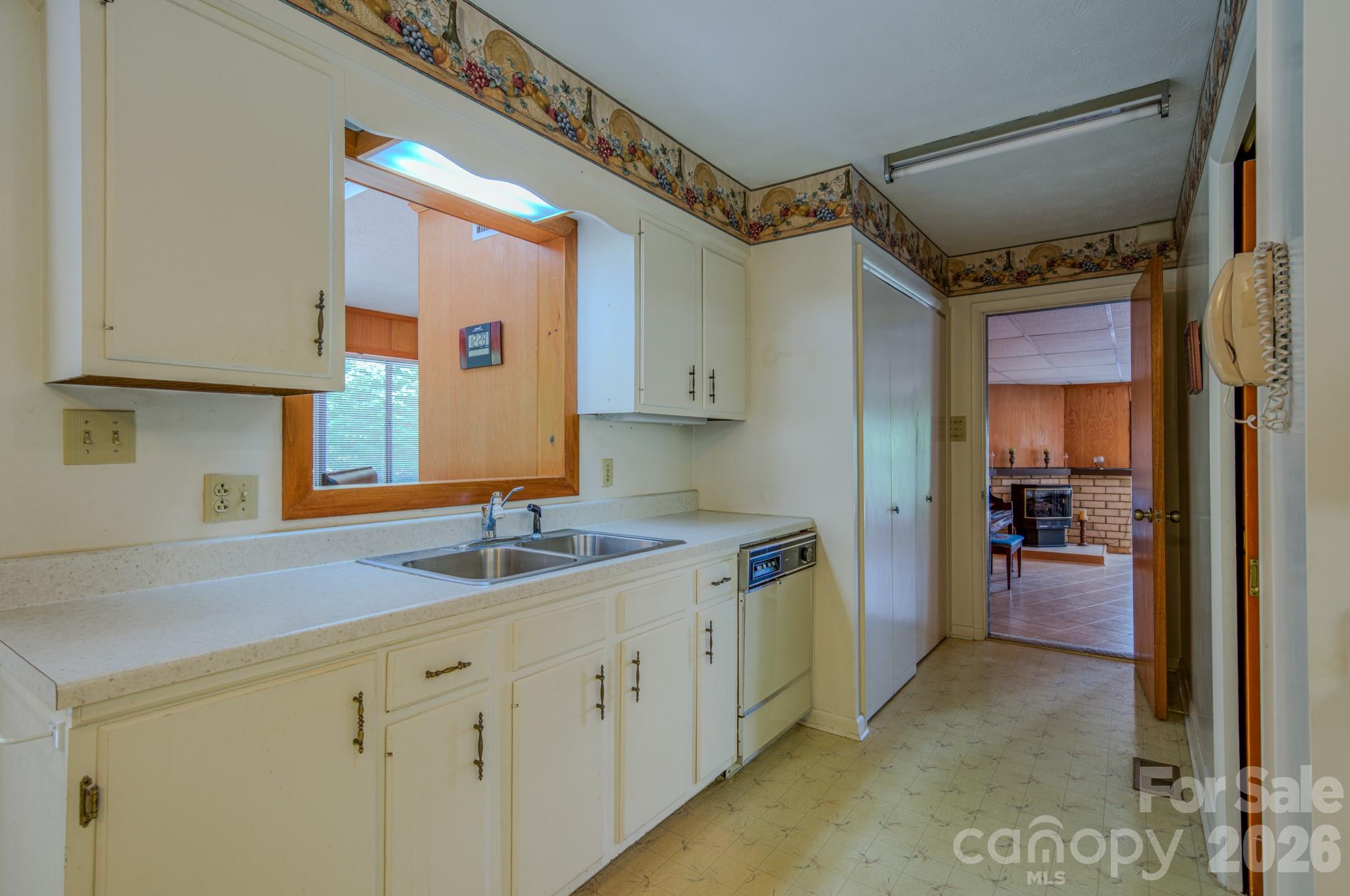 22 Tilson Trail — Asheville