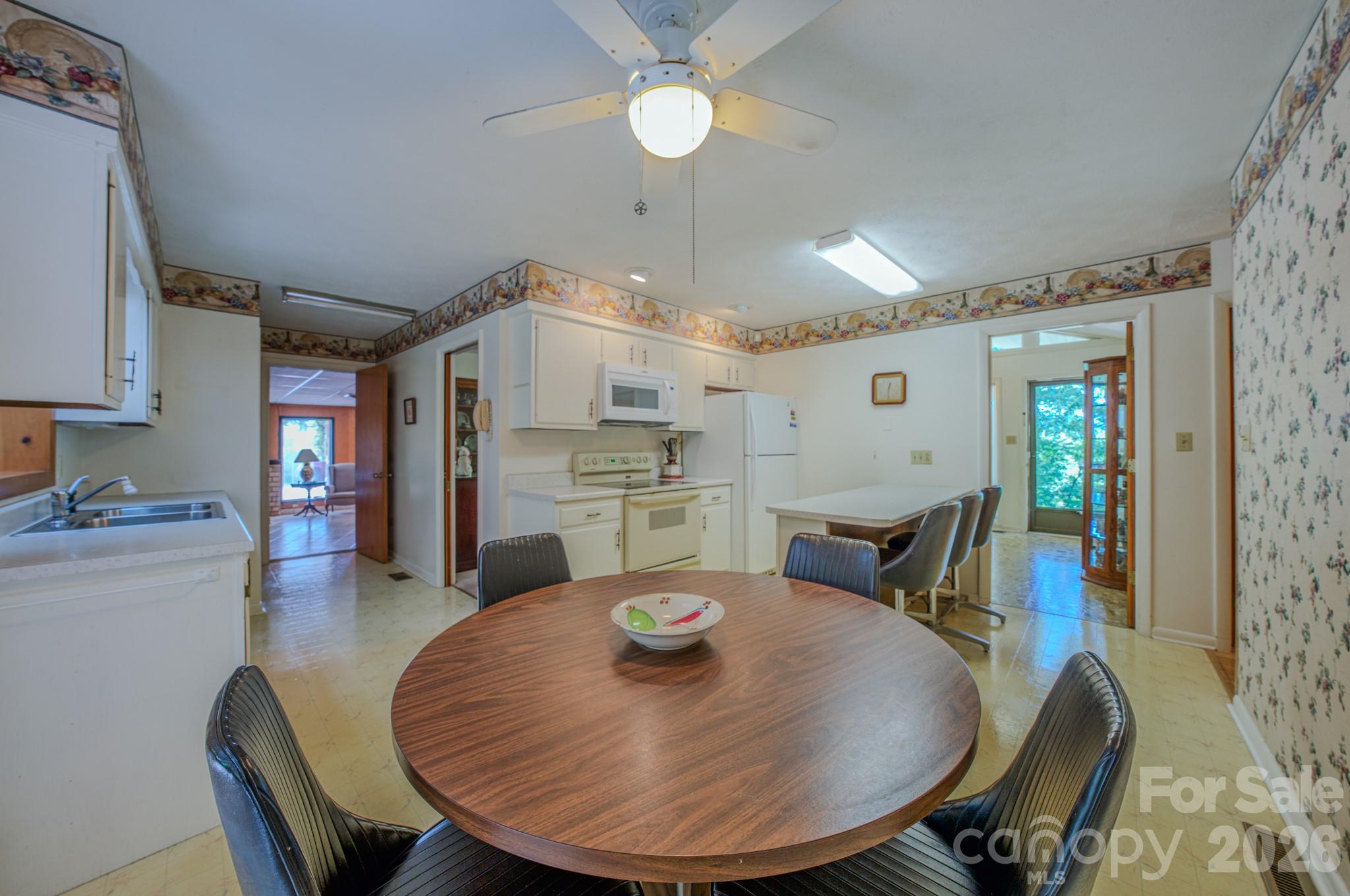 22 Tilson Trail — Asheville