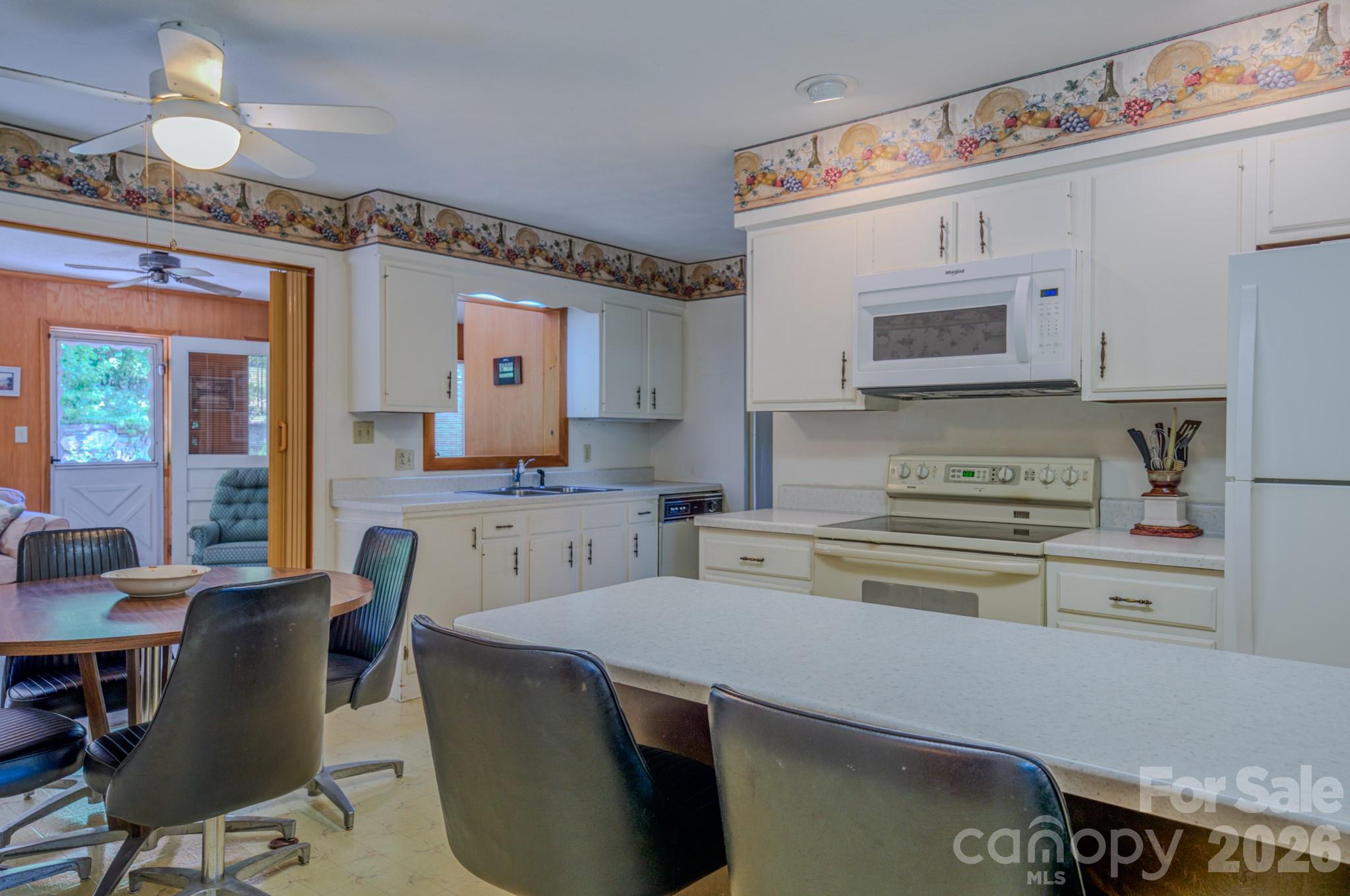 22 Tilson Trail — Asheville