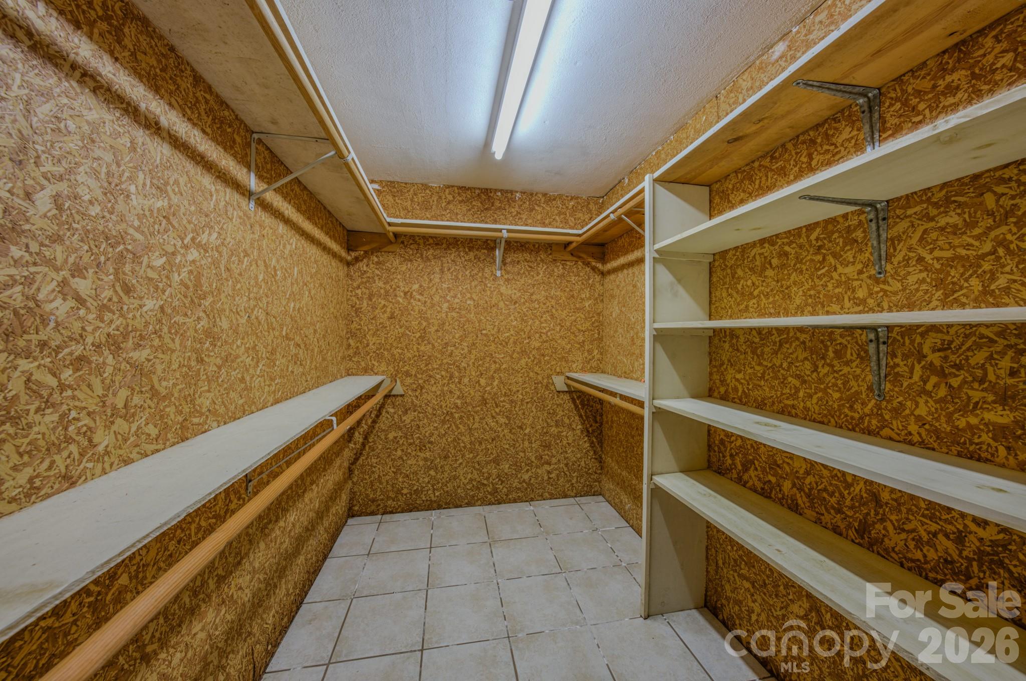 22 Tilson Trail — Asheville