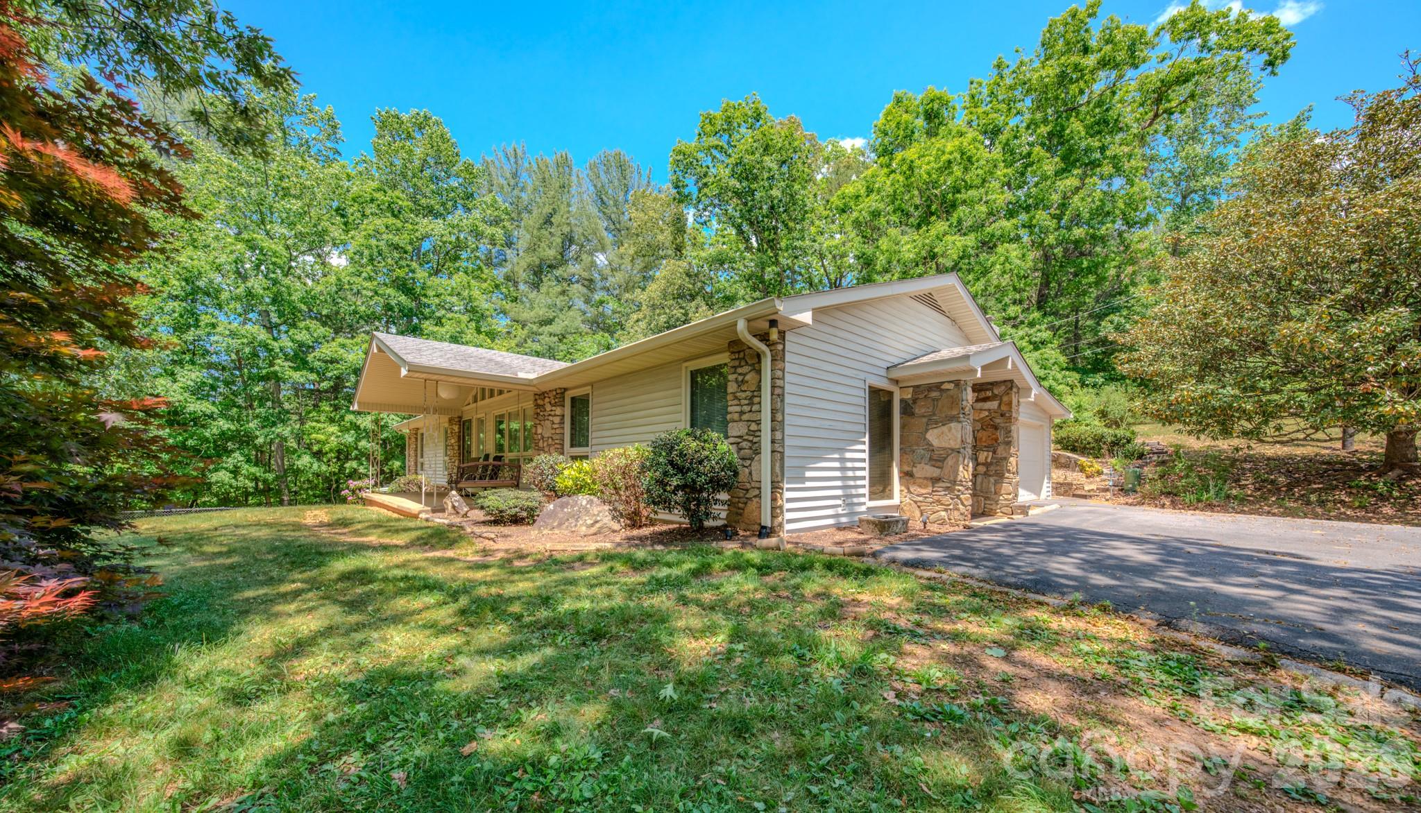 22 Tilson Trail — Asheville