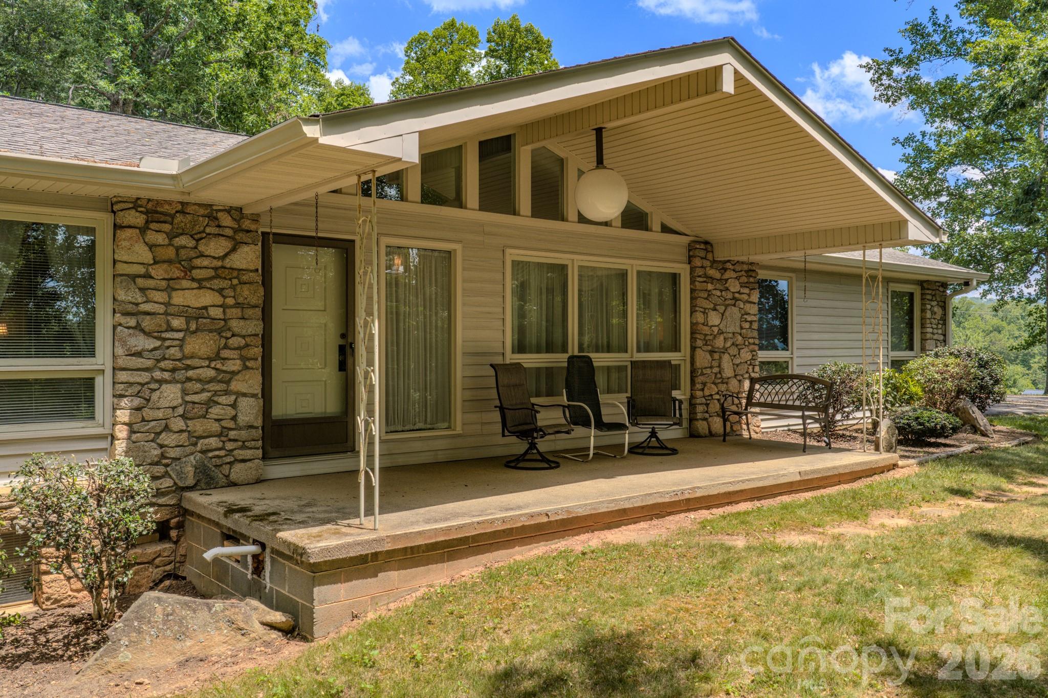 22 Tilson Trail — Asheville