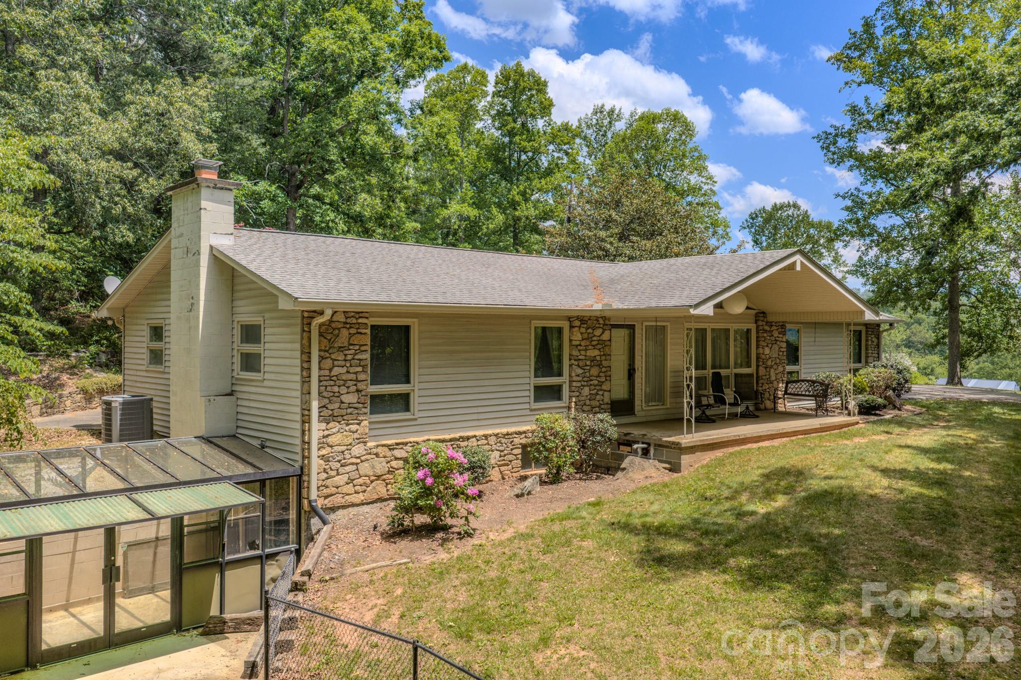 22 Tilson Trail — Asheville
