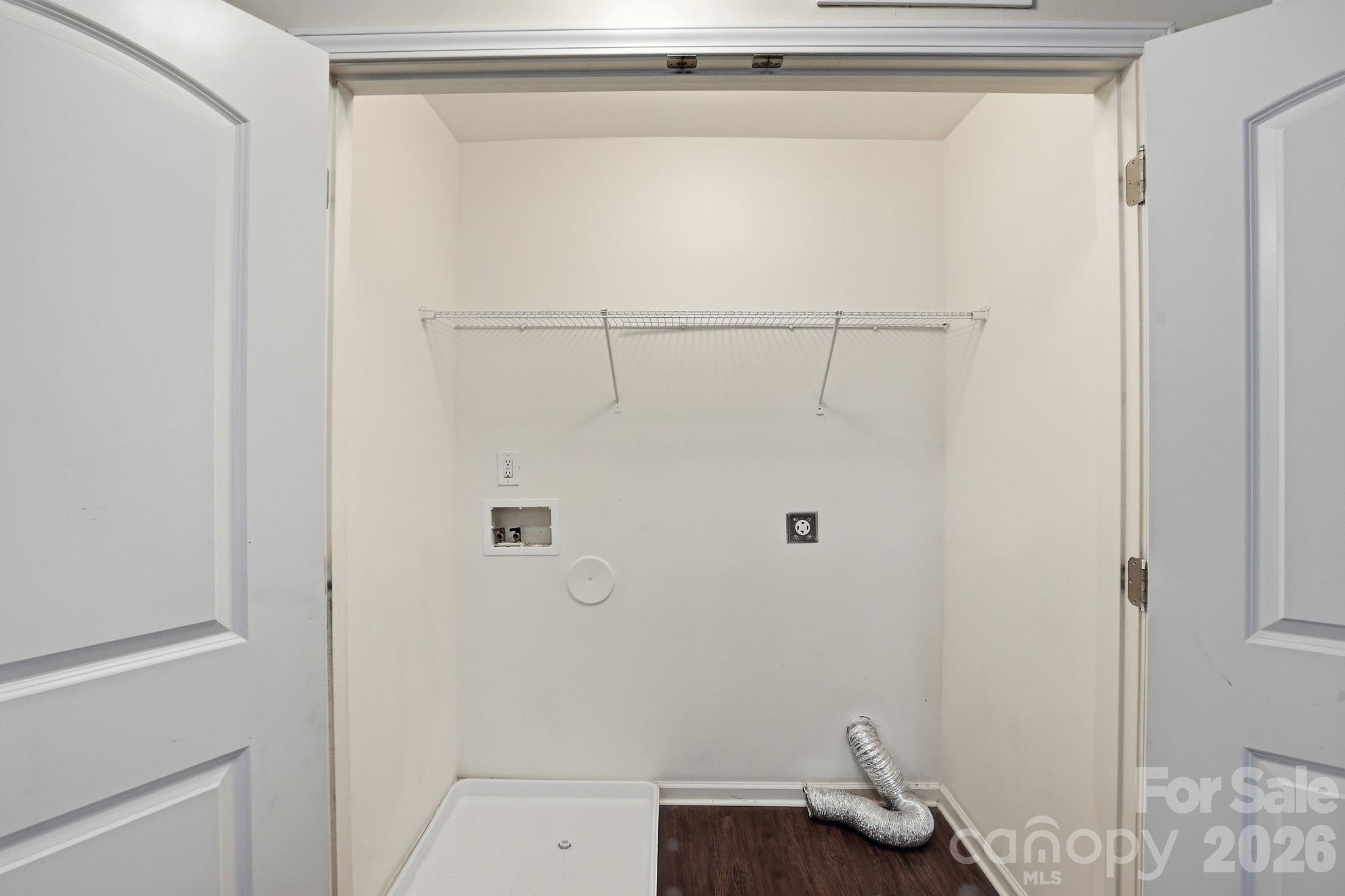 5056 Broad Leaf Court — Dallas