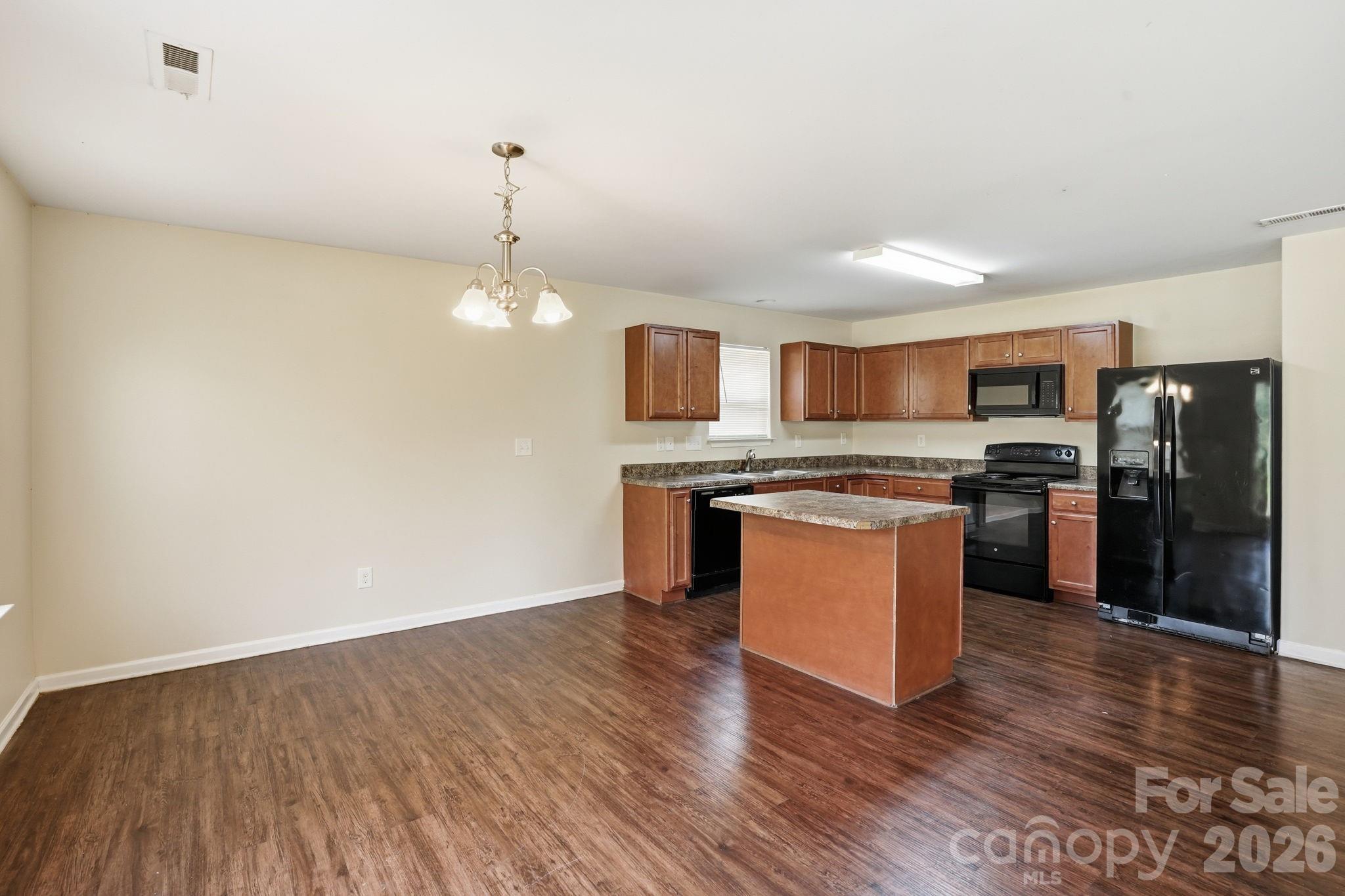 5056 Broad Leaf Court — Dallas