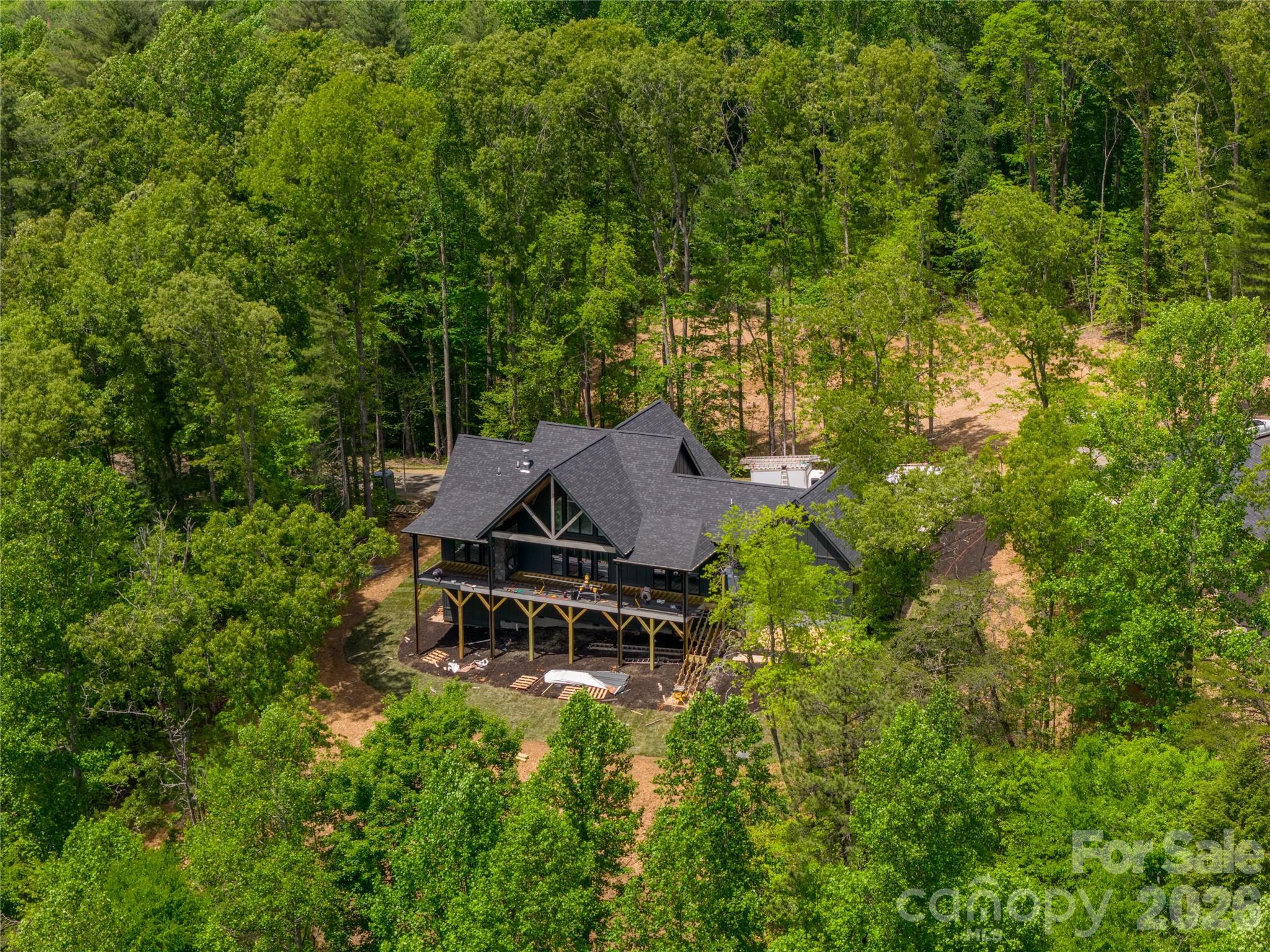 148 Reserve Way — Hendersonville