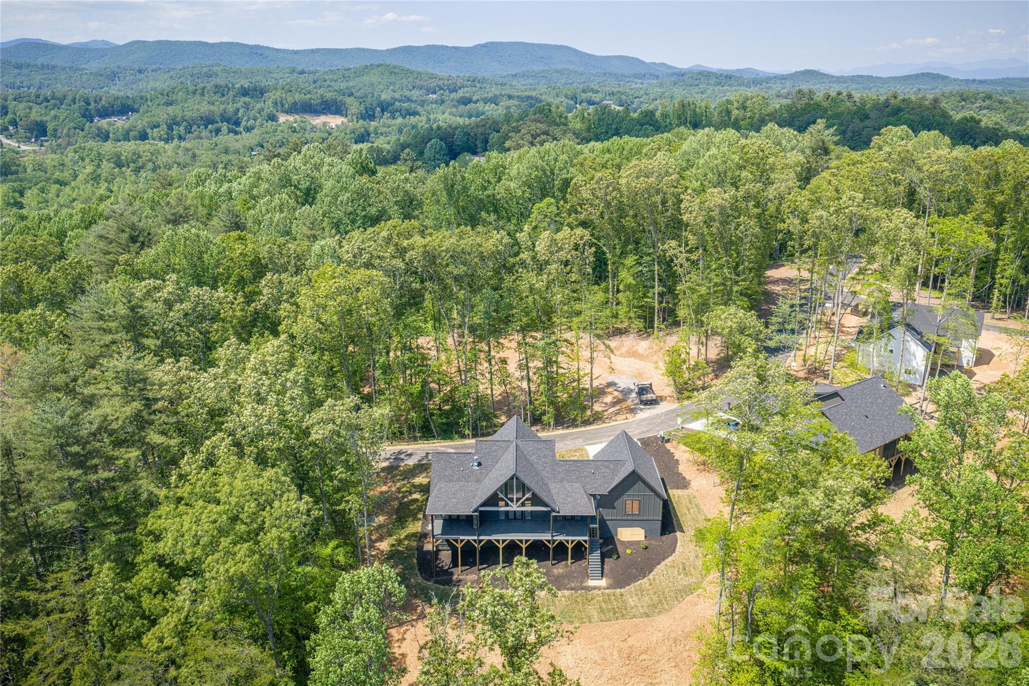 148 Reserve Way — Hendersonville