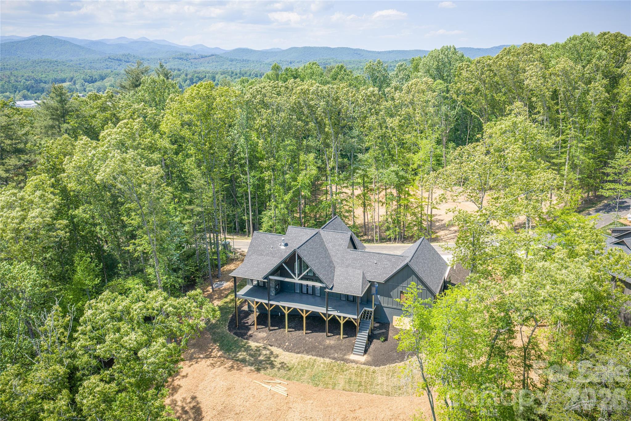 148 Reserve Way — Hendersonville