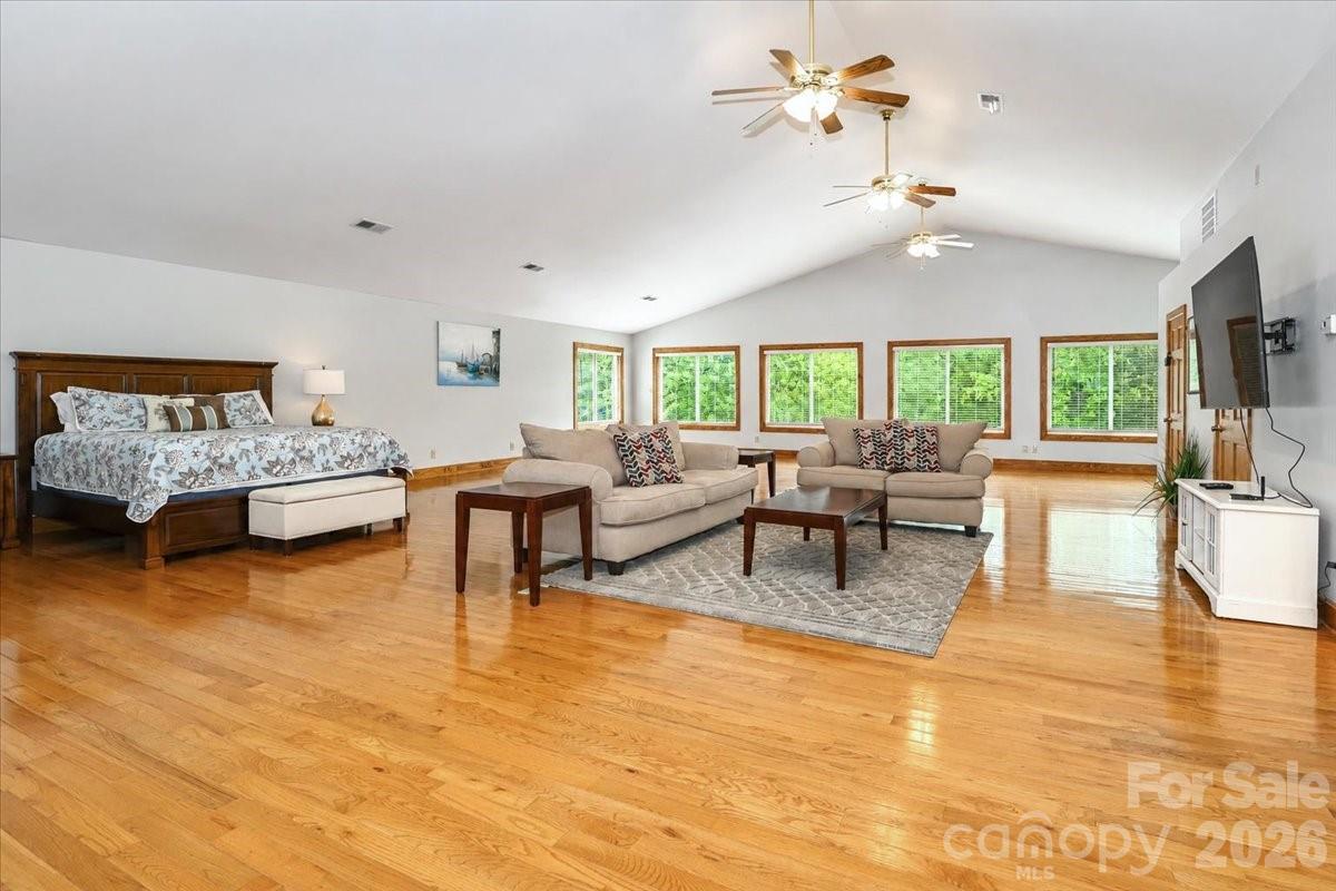 113 Tinker Place — Troutman