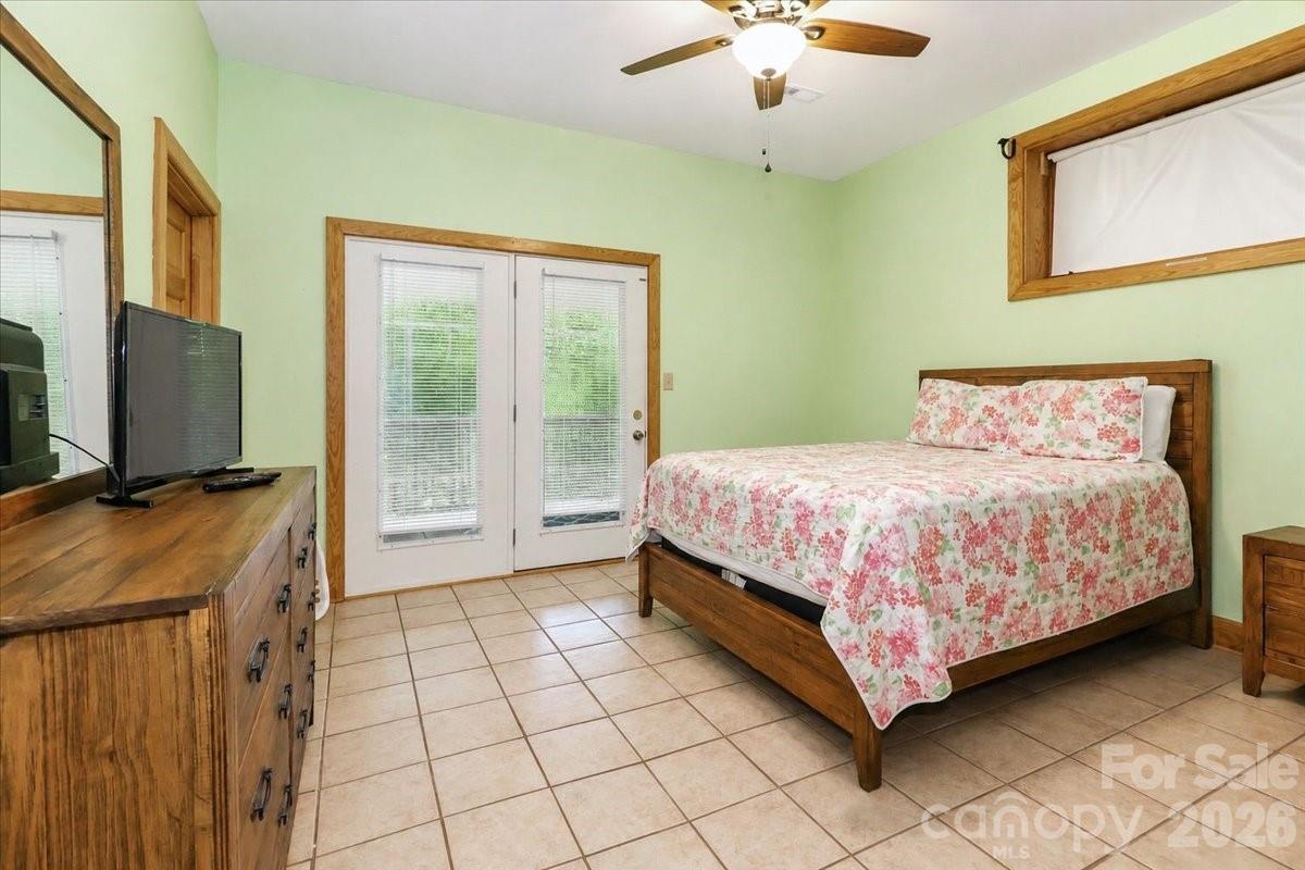 113 Tinker Place — Troutman