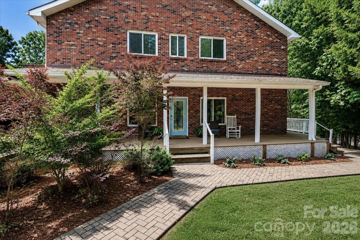 113 Tinker Place — Troutman
