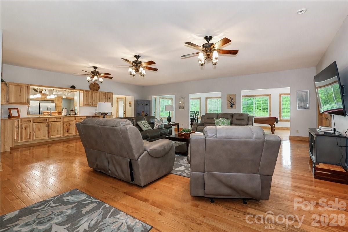 113 Tinker Place — Troutman