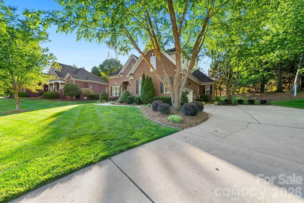 6912 Ellington Farm Lane — Mint Hill
