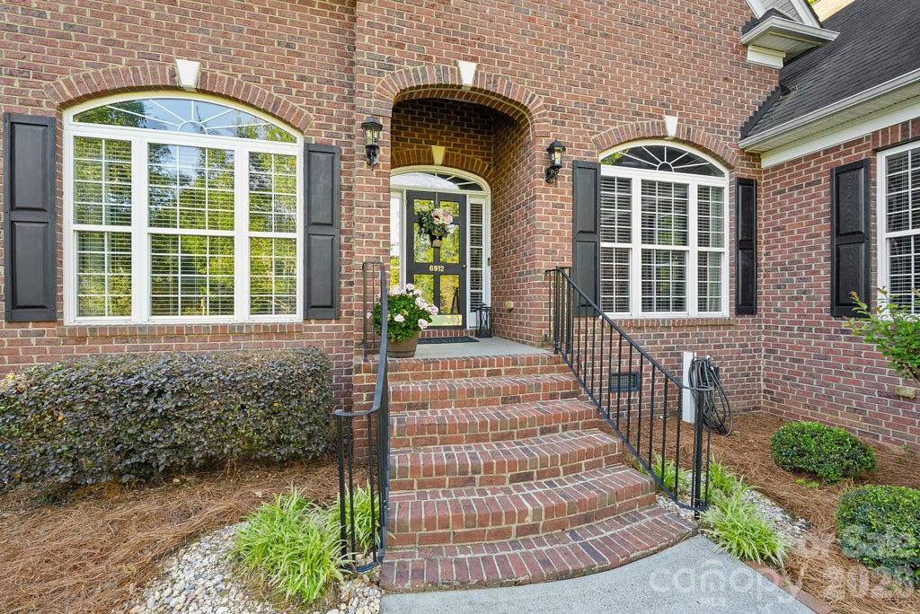 6912 Ellington Farm Lane — Mint Hill