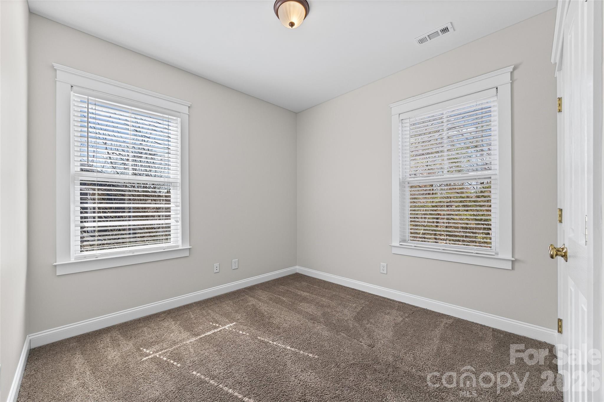 1039 Hunters Run Drive — Tega Cay