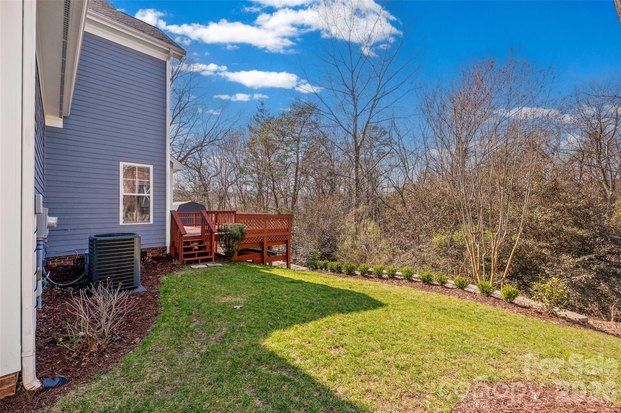 1039 Hunters Run Drive — Tega Cay