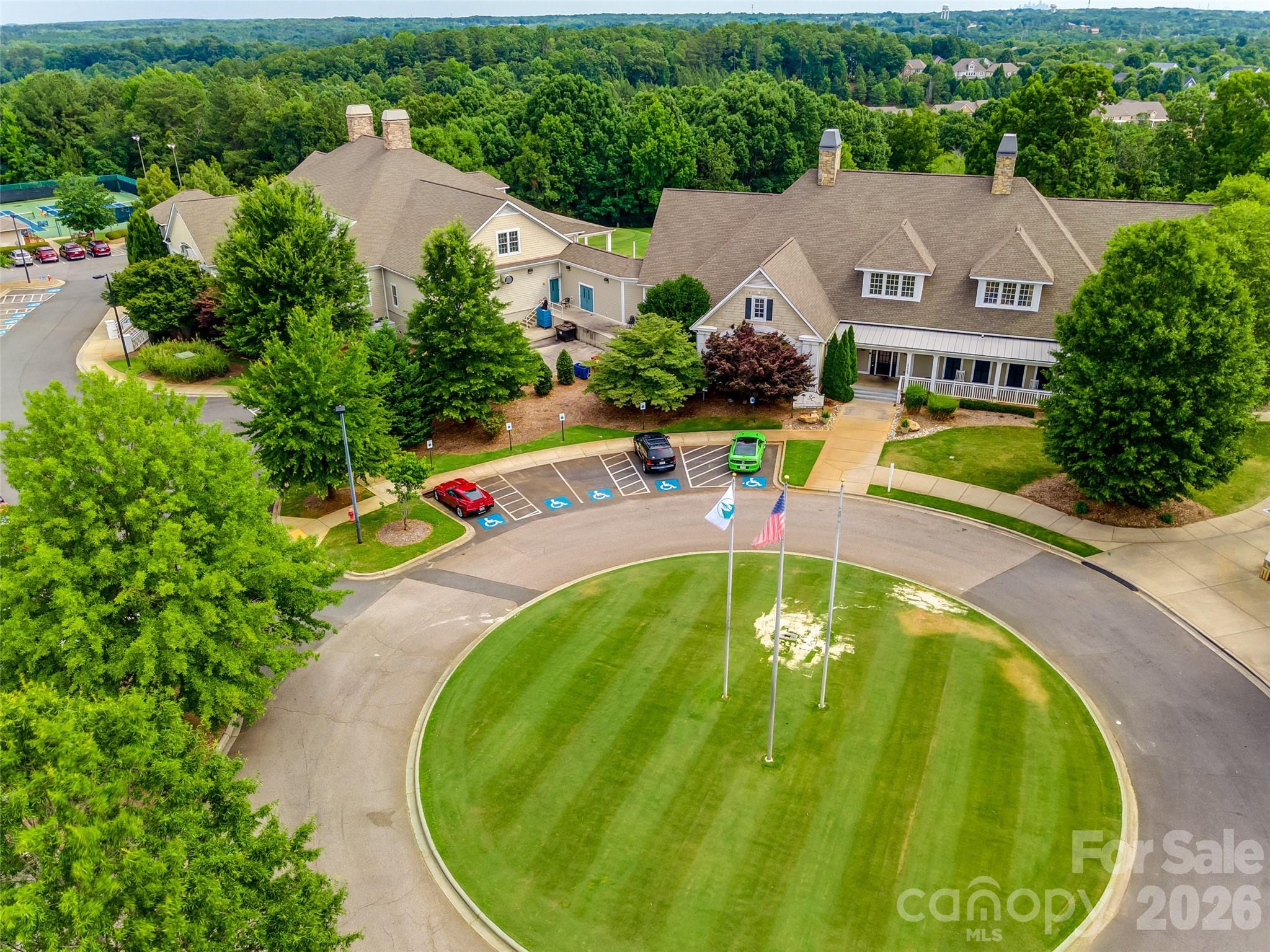1039 Hunters Run Drive — Tega Cay