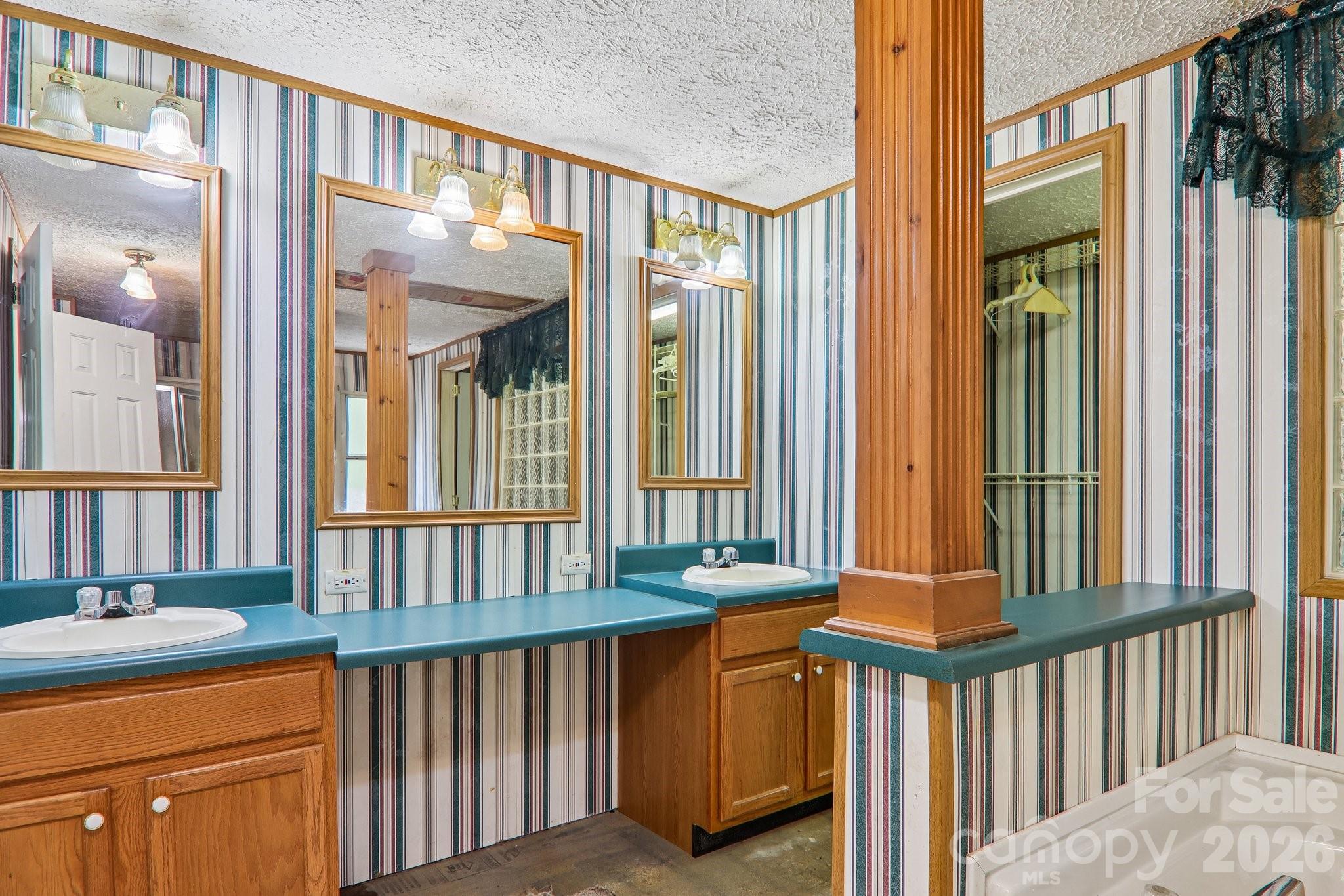 125 Cove Creek Drive — Rutherfordton