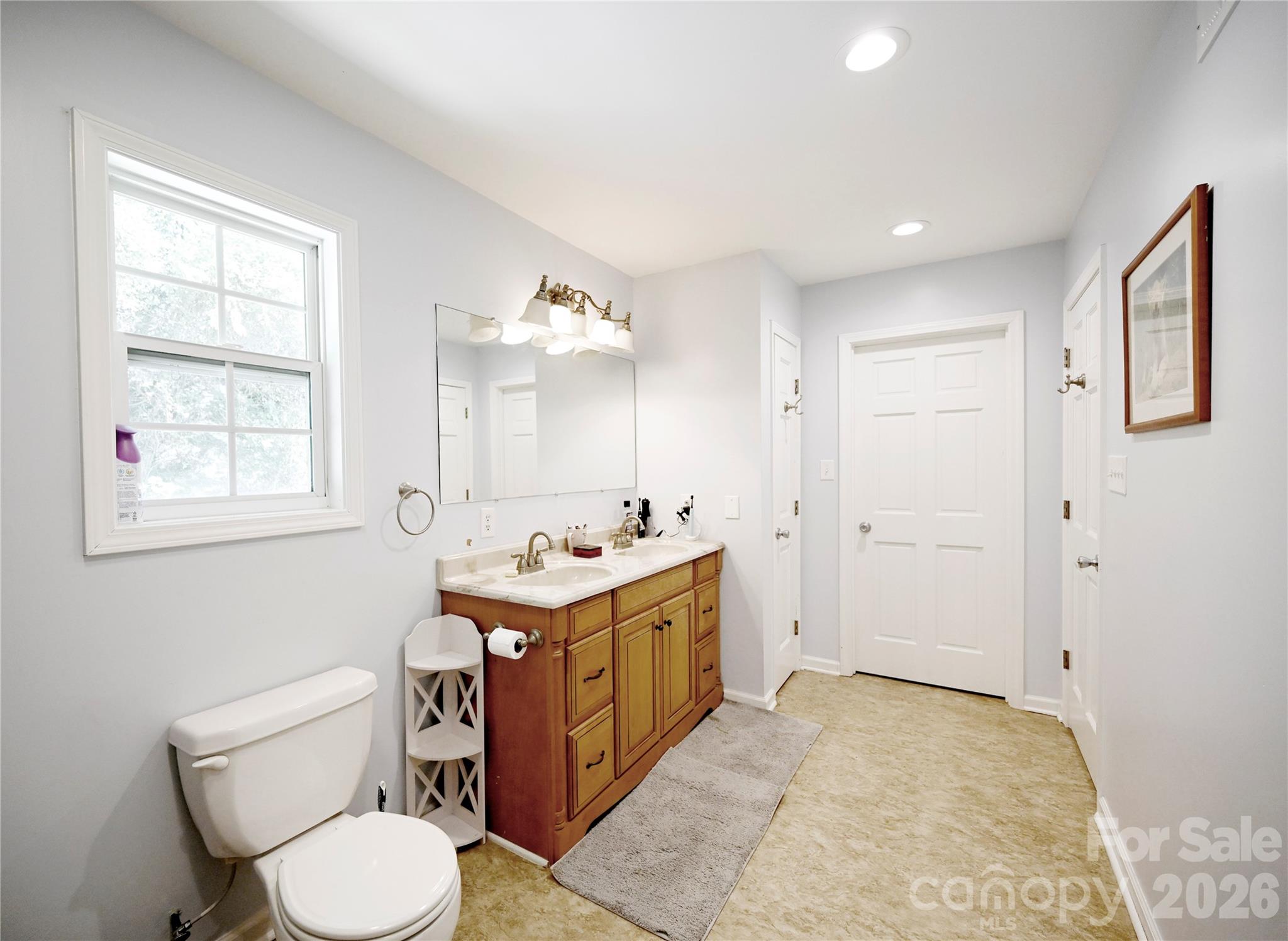 1845 Templeton Road — Clover