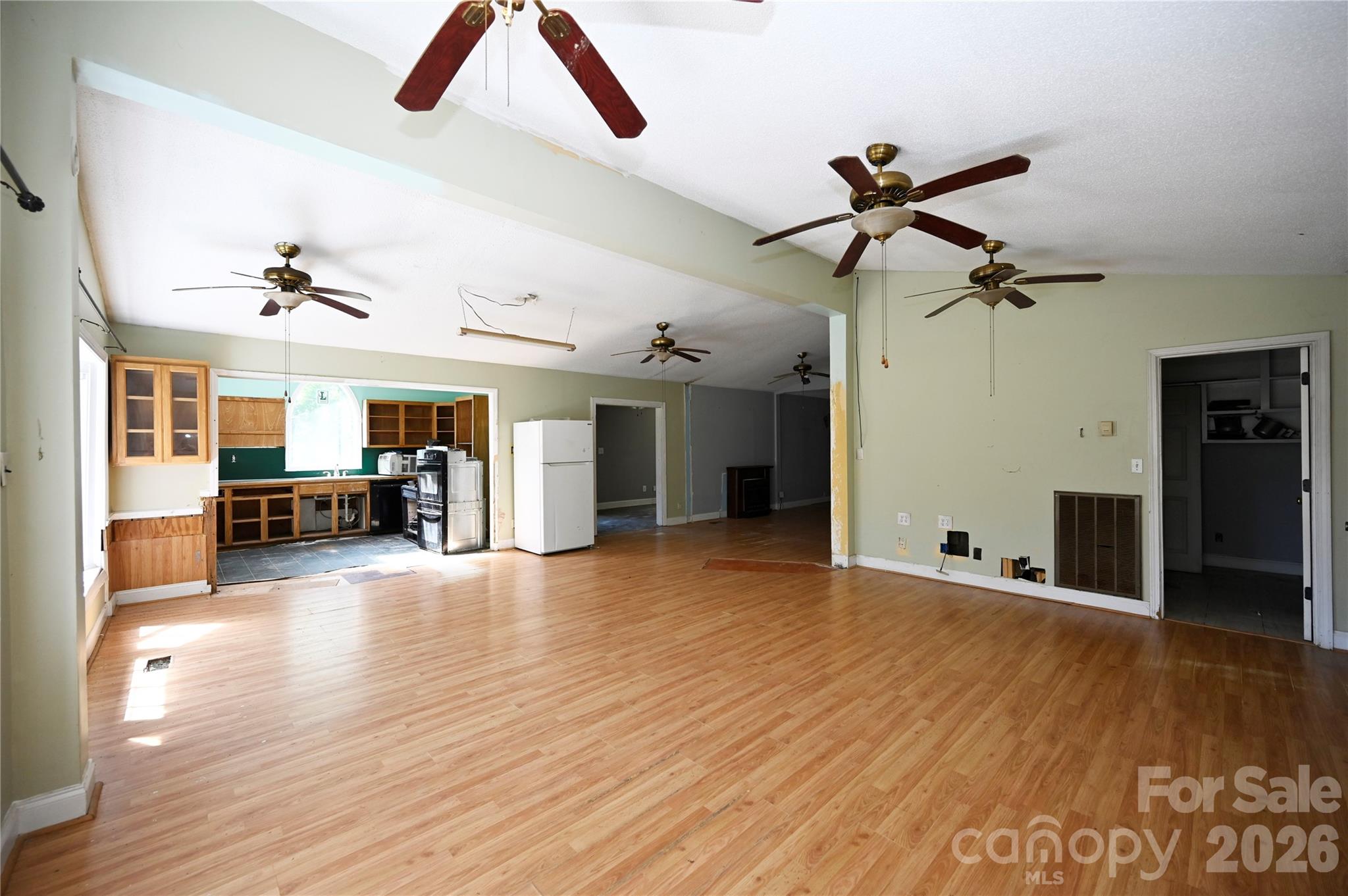 1845 Templeton Road — Clover
