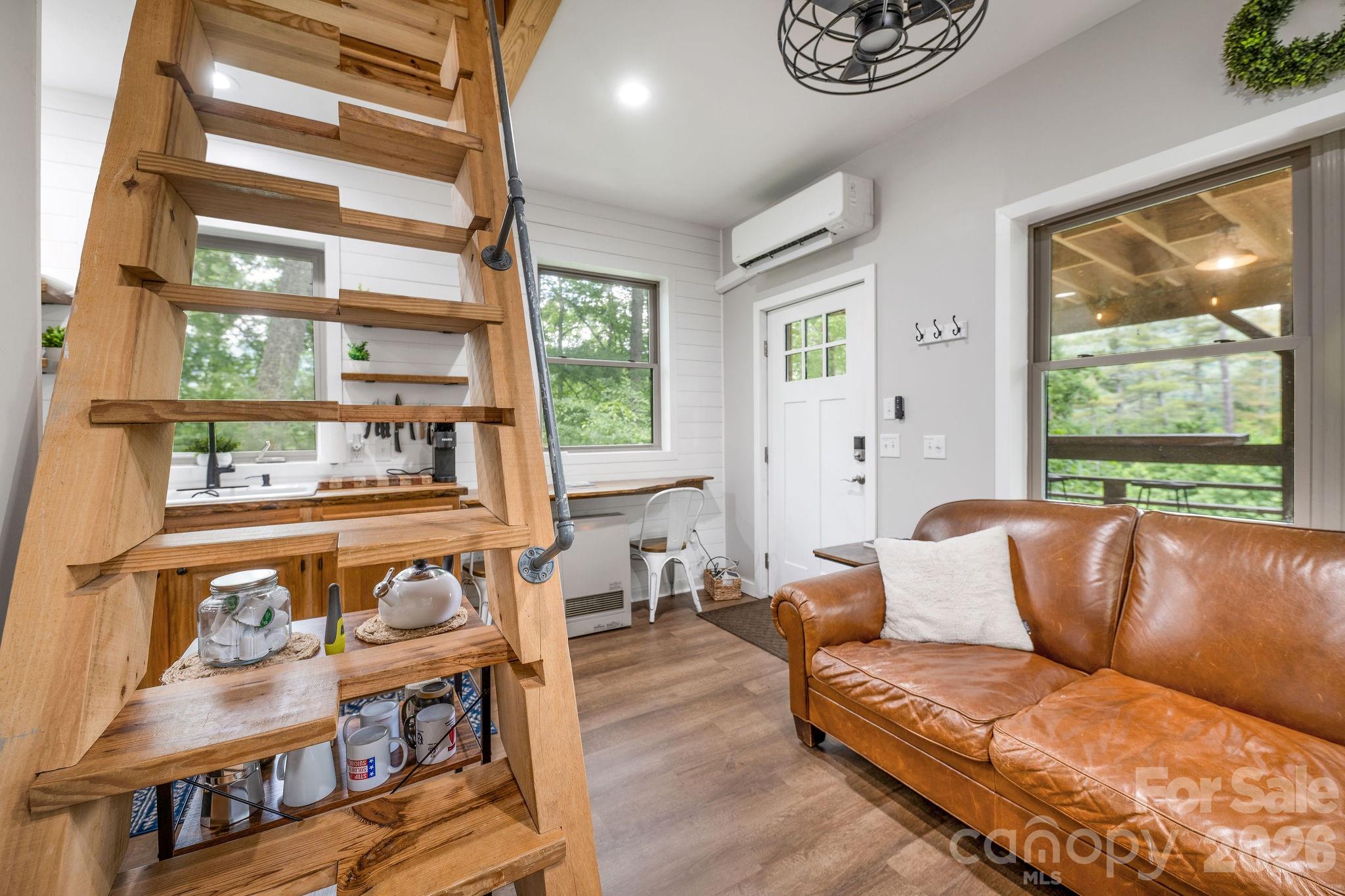 2504 Upper Paw Paw Road — Marshall