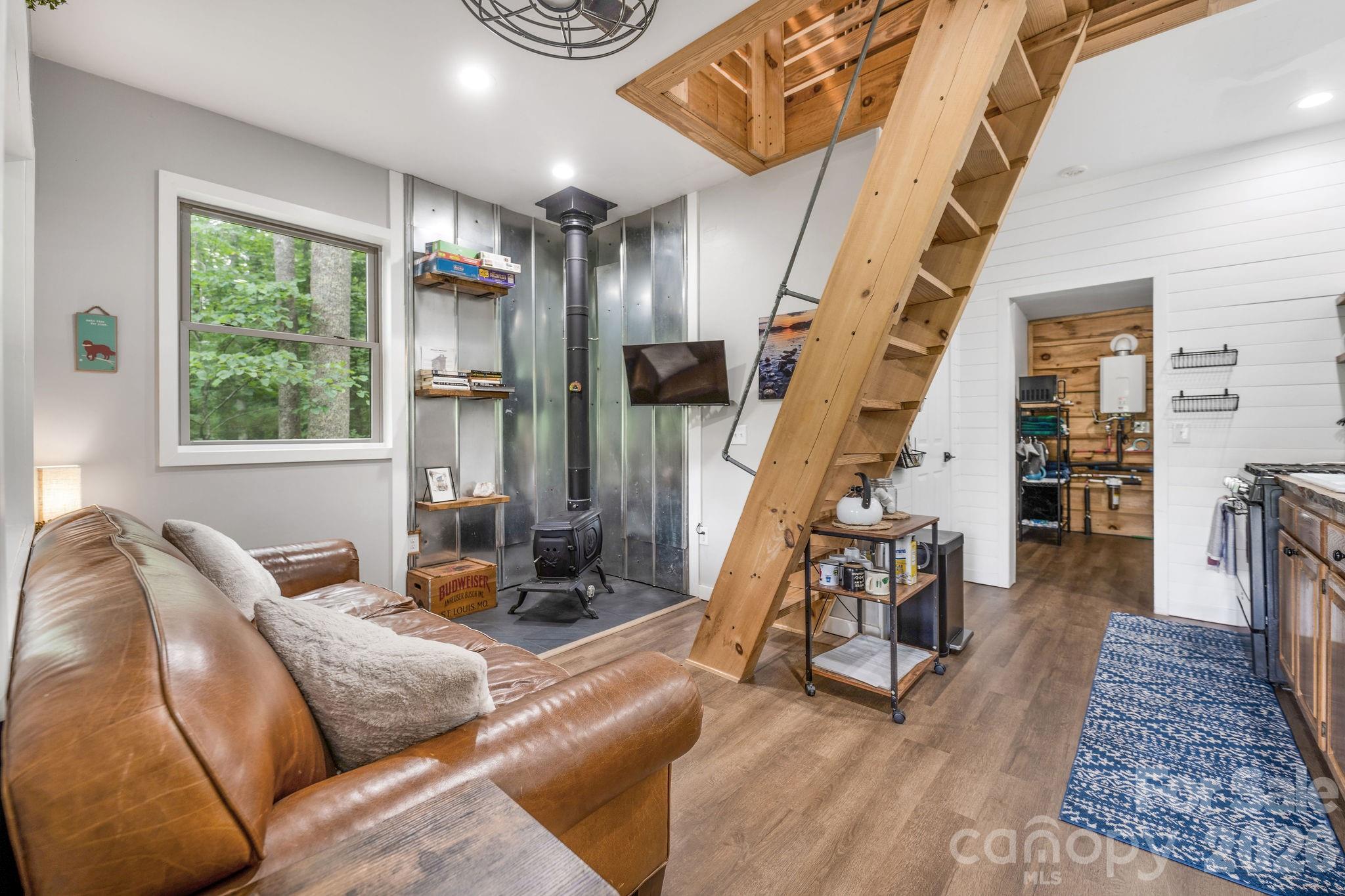 2504 Upper Paw Paw Road — Marshall
