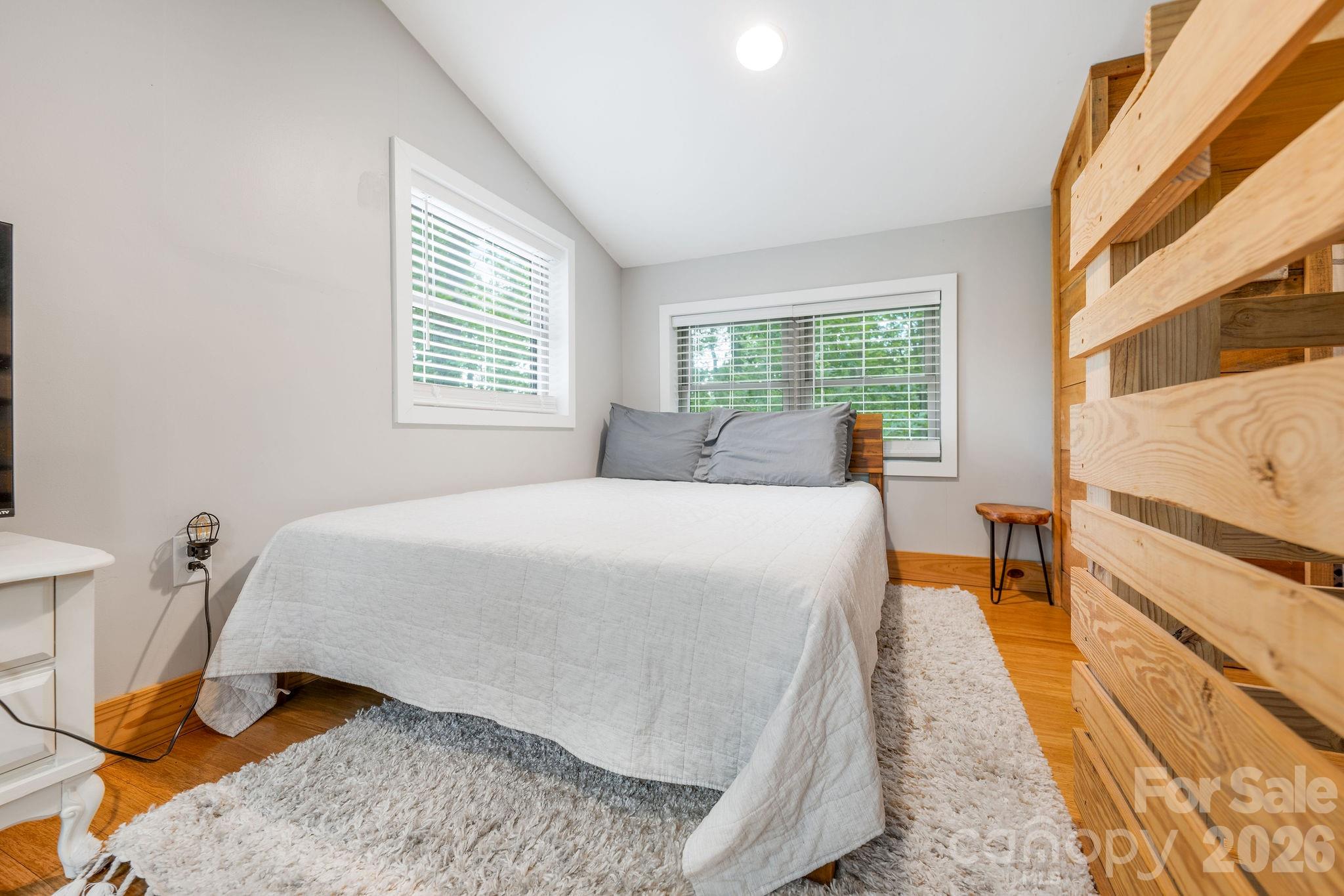 2504 Upper Paw Paw Road — Marshall