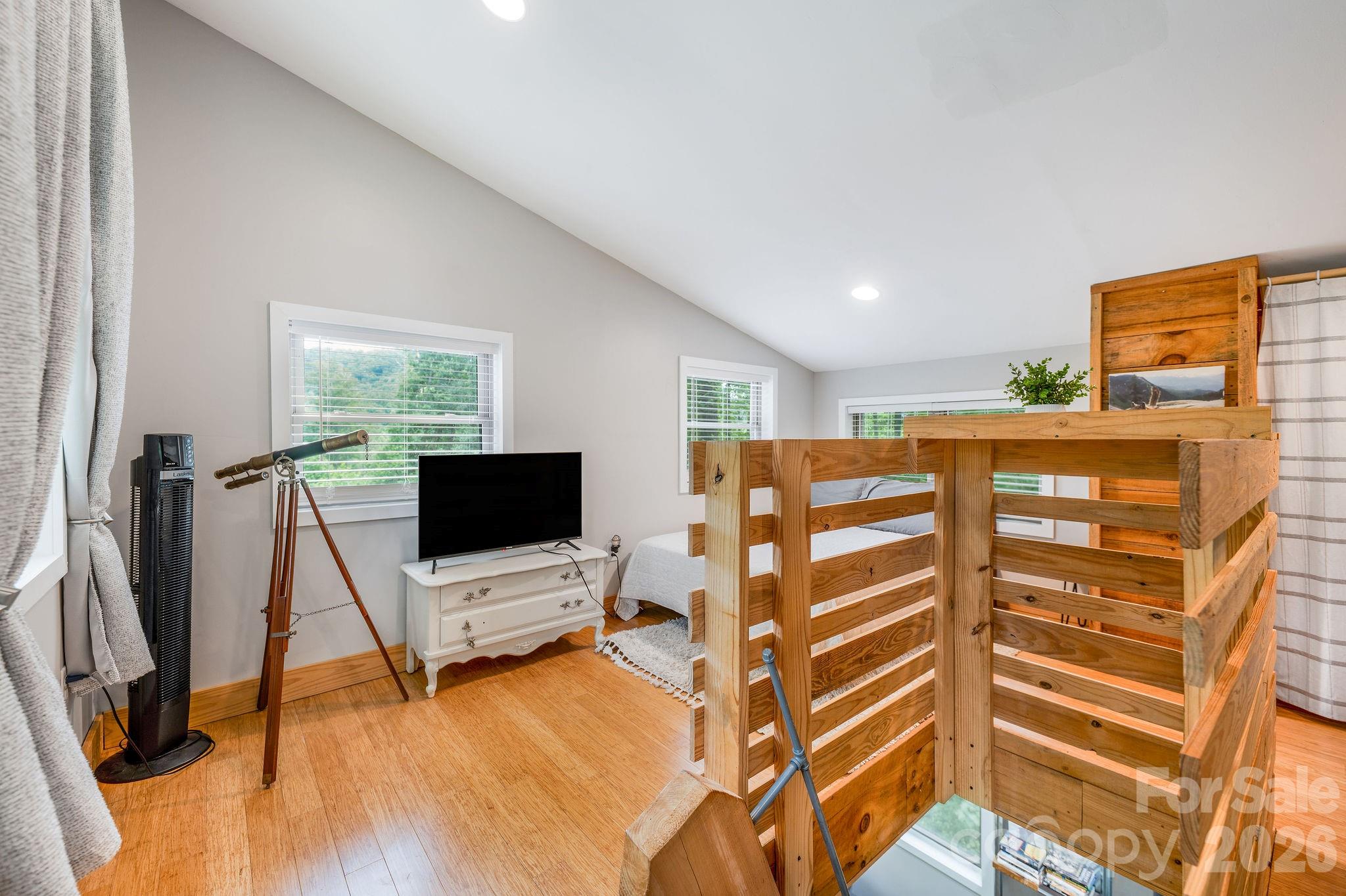 2504 Upper Paw Paw Road — Marshall