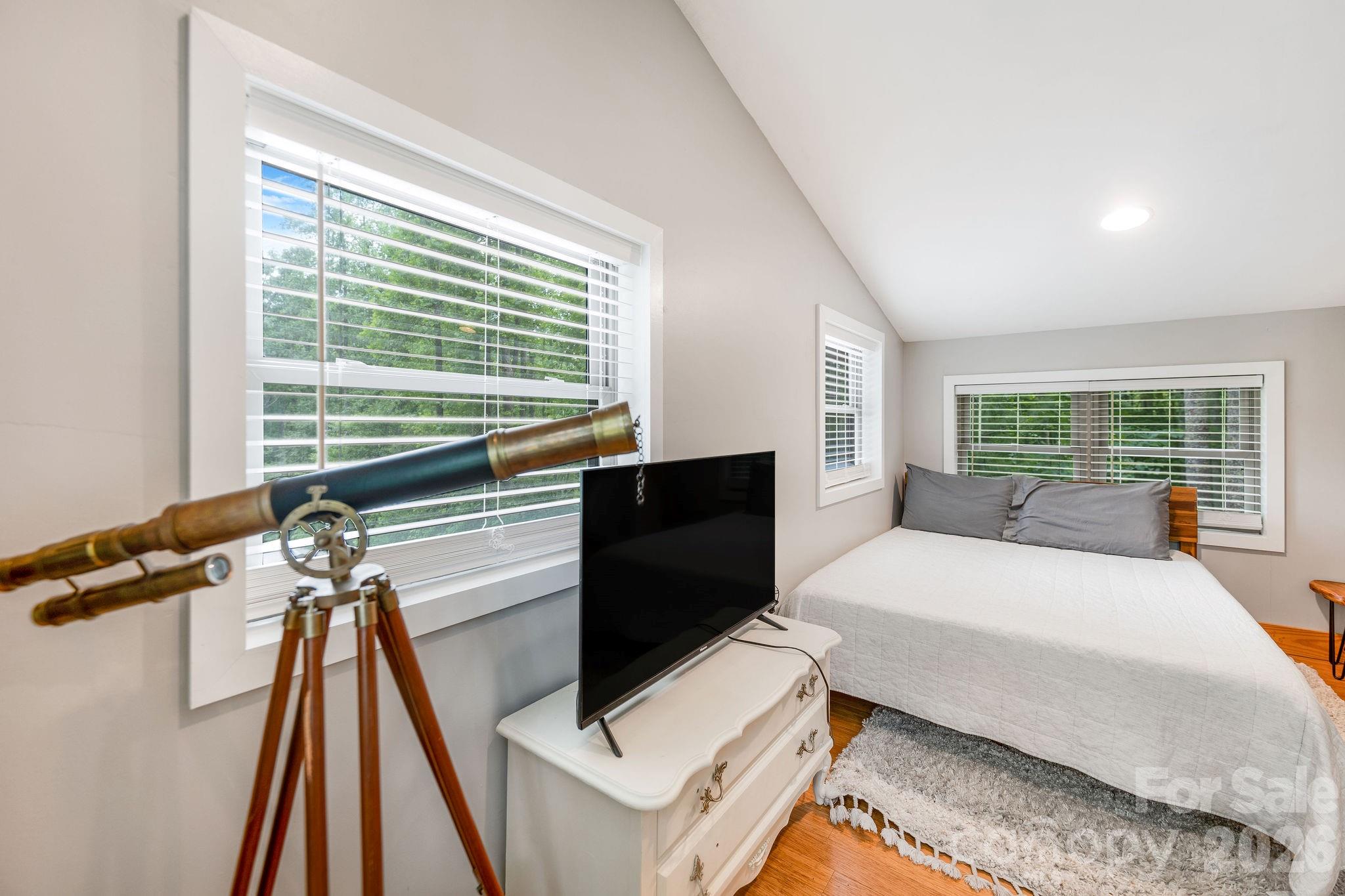 2504 Upper Paw Paw Road — Marshall