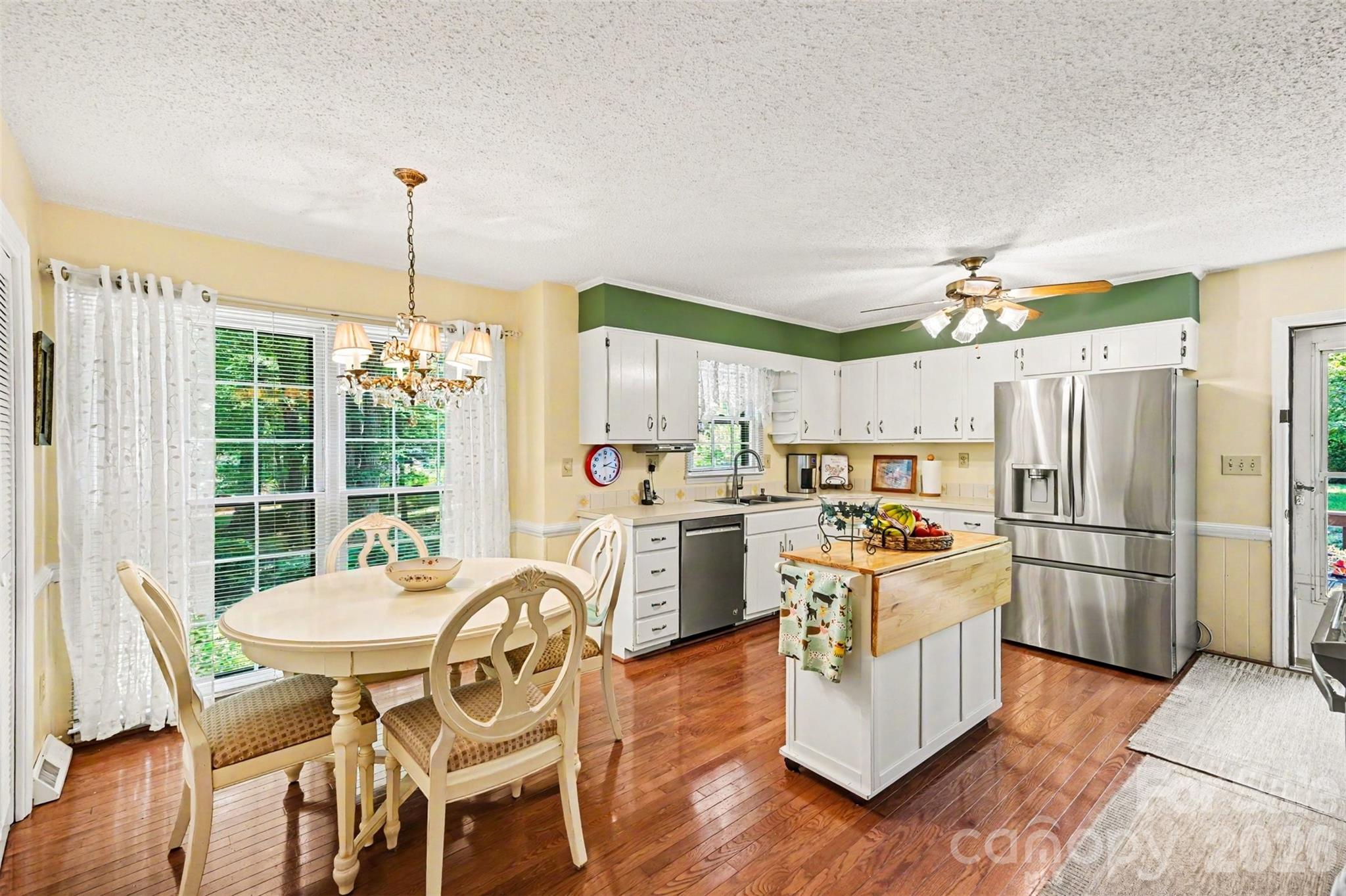 5523 Beaver Dam Lane — Mint Hill