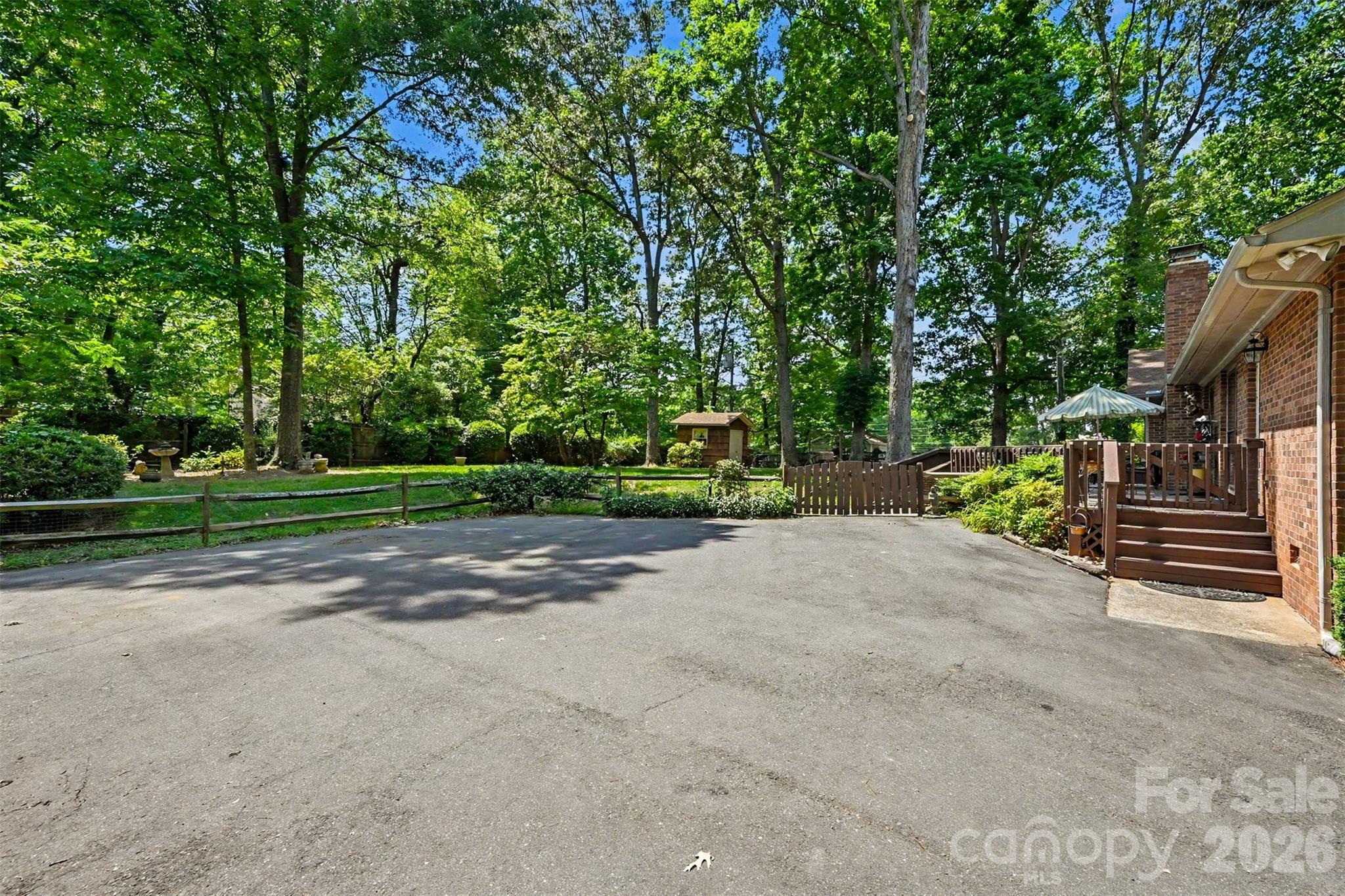 5523 Beaver Dam Lane — Mint Hill