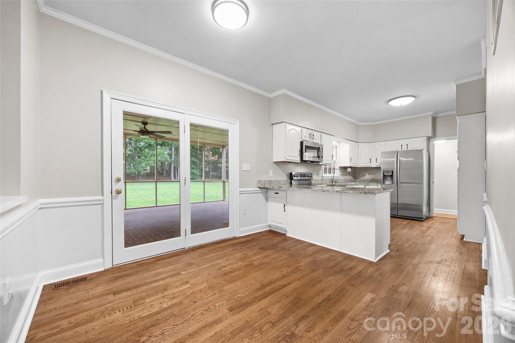 2115 E Providence Drive — Charlotte