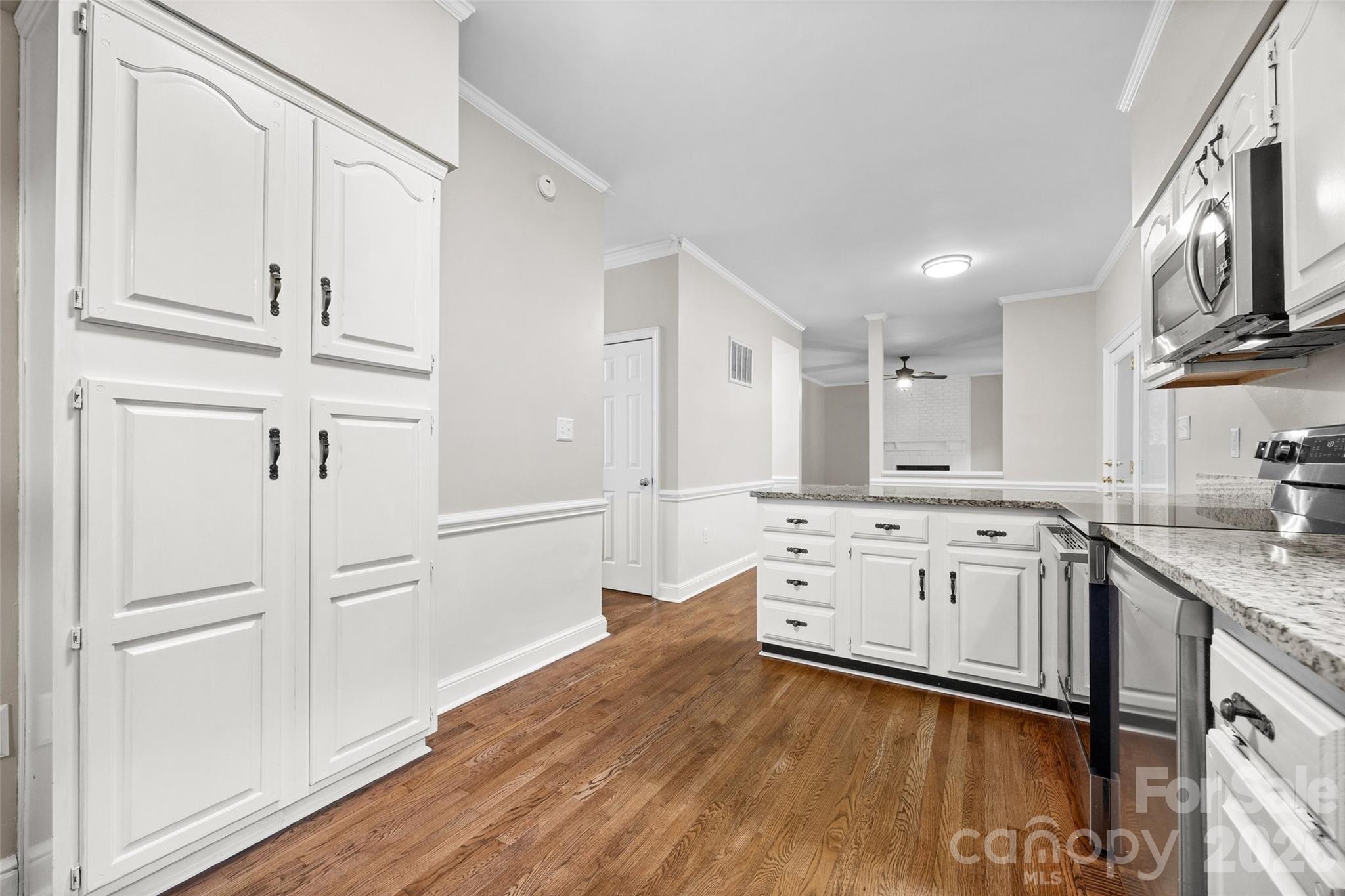 2115 E Providence Drive — Charlotte