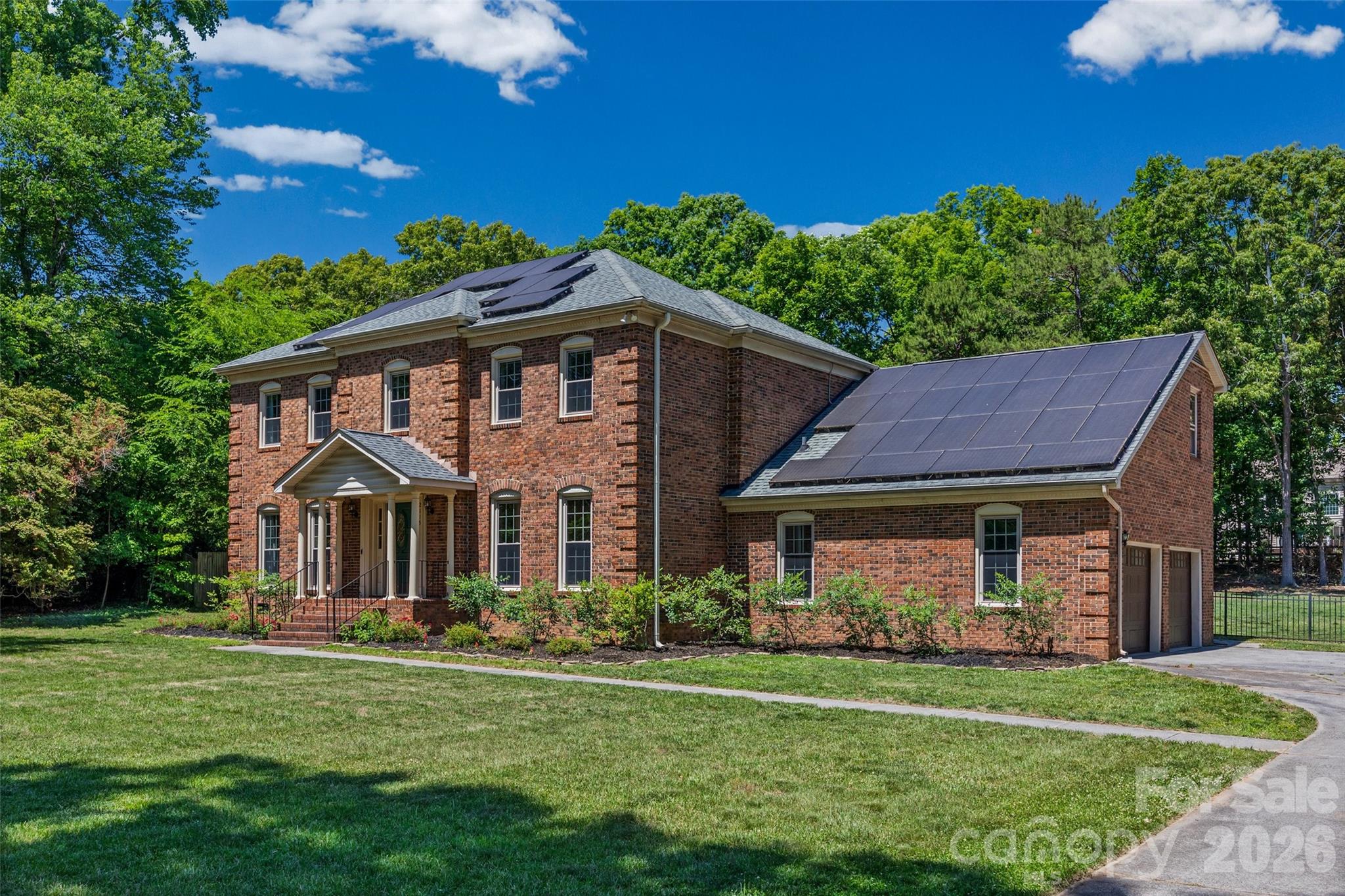 2115 E Providence Drive — Charlotte