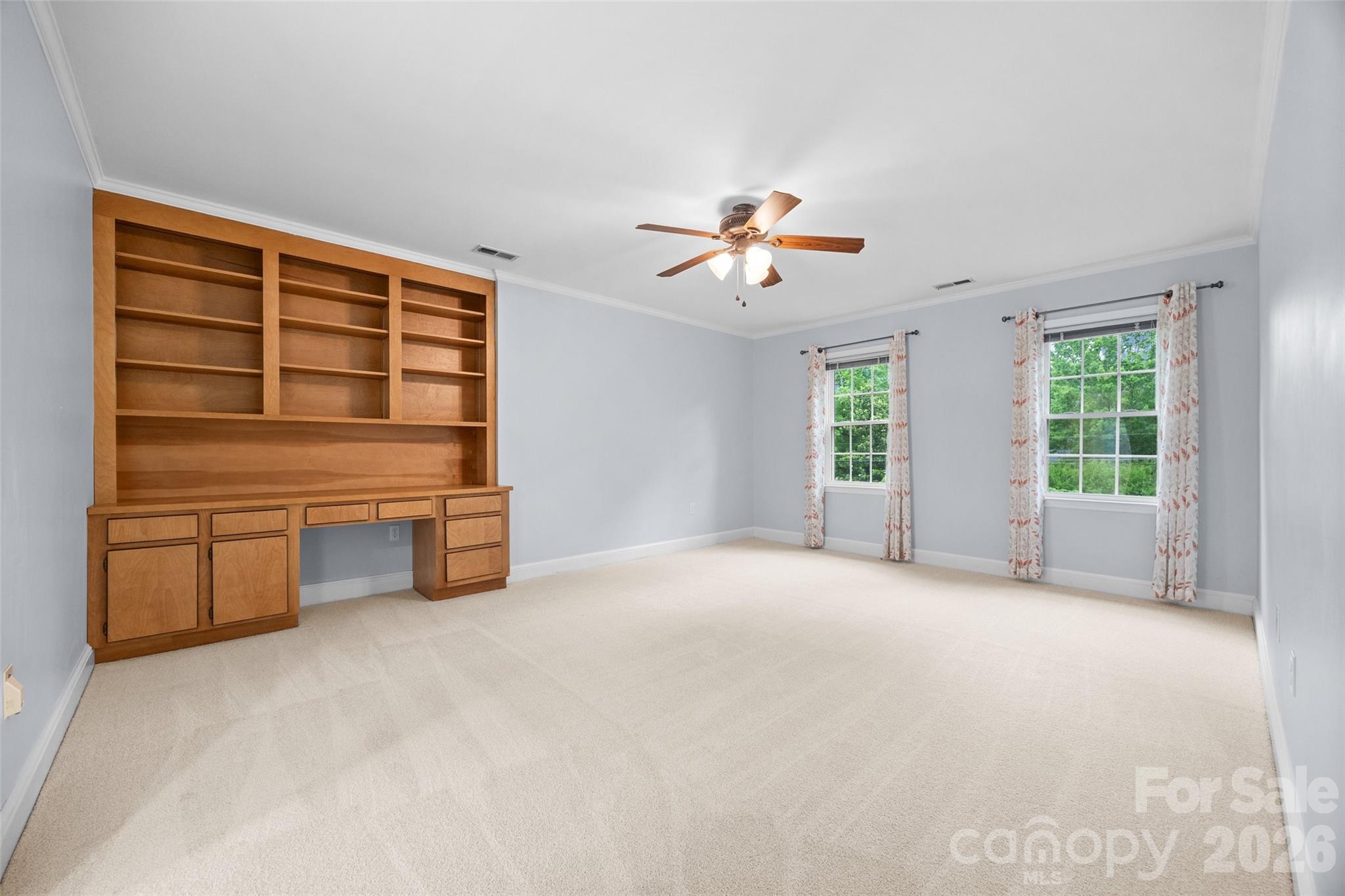 2115 E Providence Drive — Charlotte