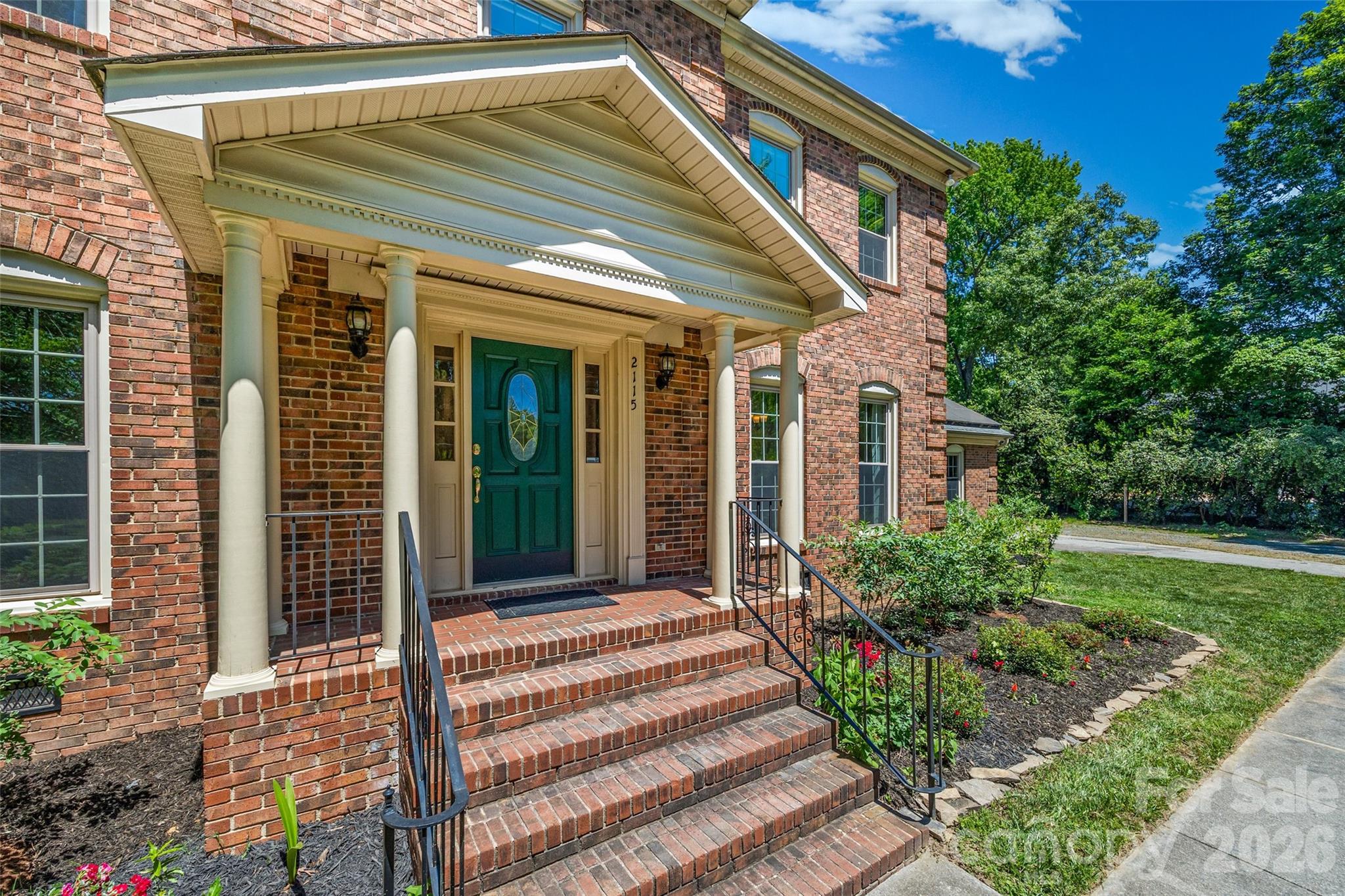 2115 E Providence Drive — Charlotte
