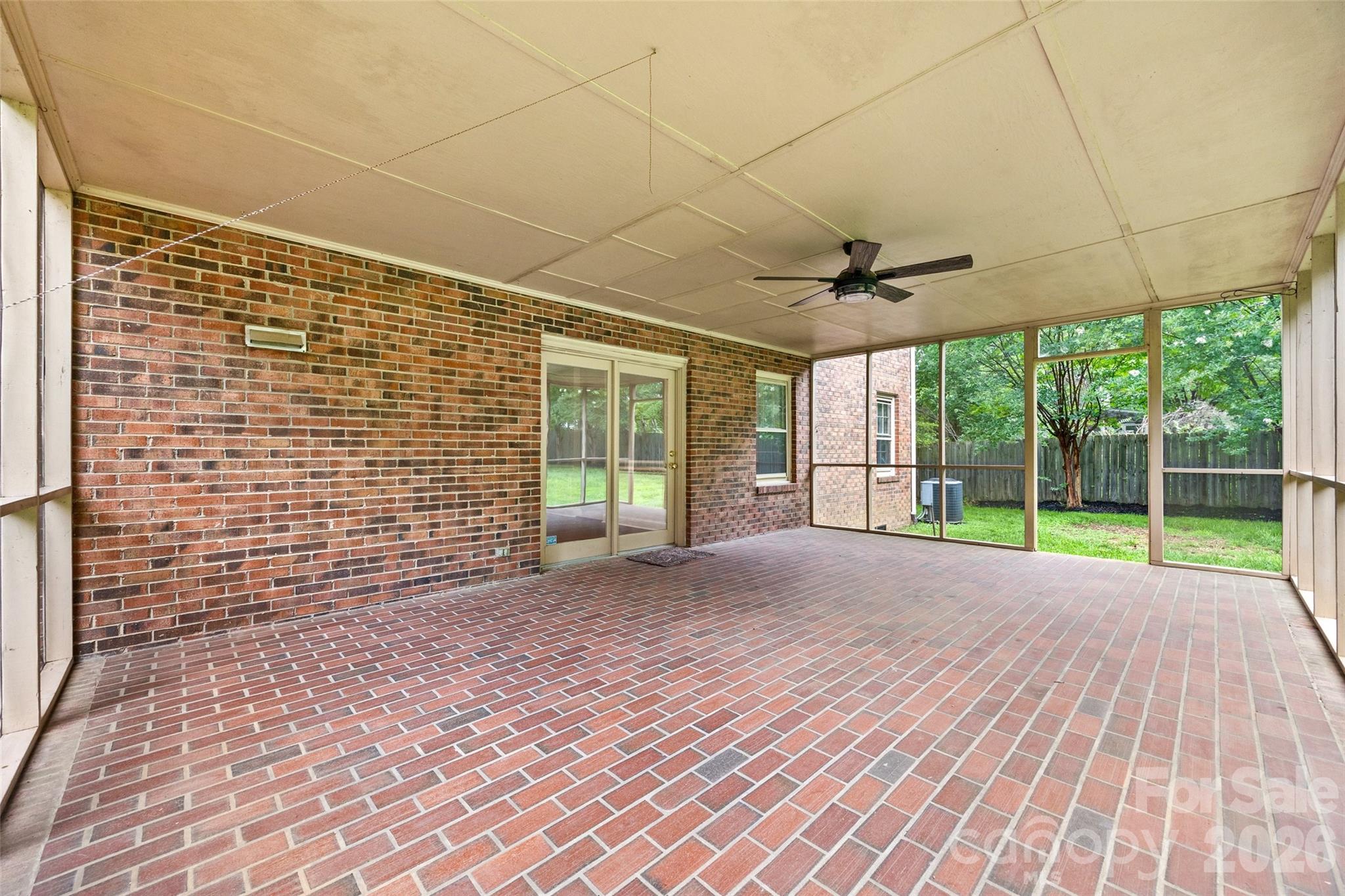 2115 E Providence Drive — Charlotte
