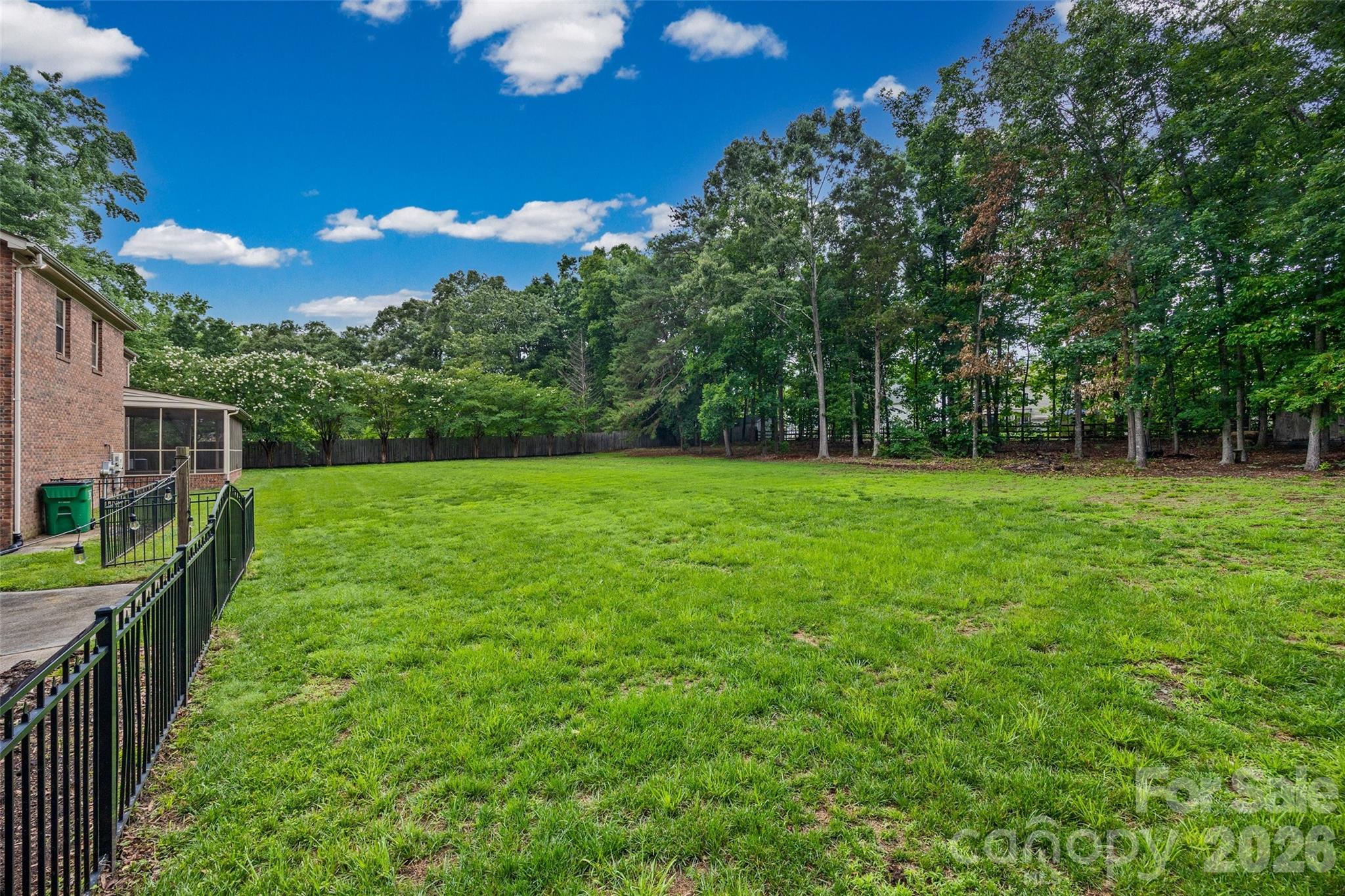 2115 E Providence Drive — Charlotte