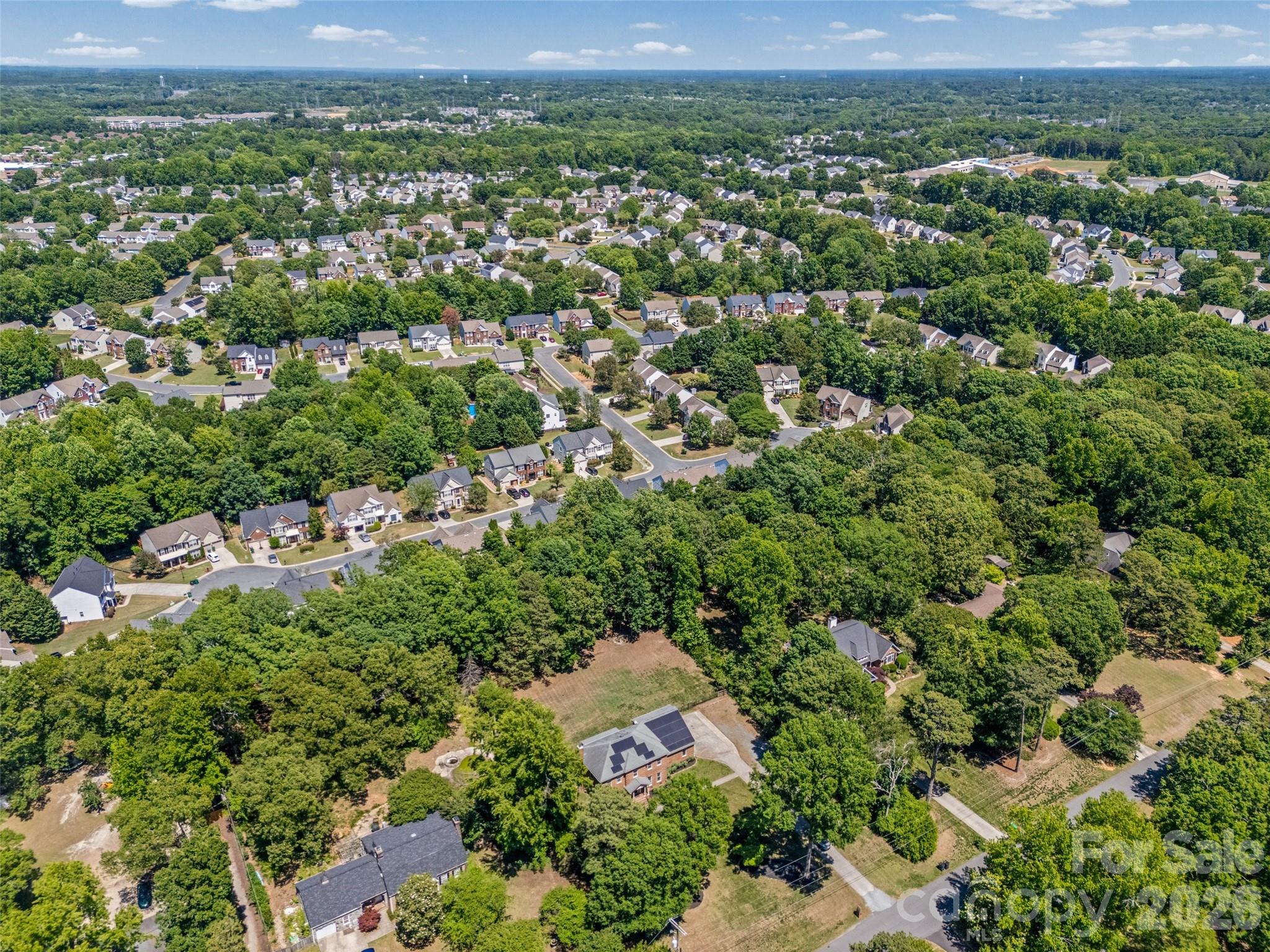 2115 E Providence Drive — Charlotte