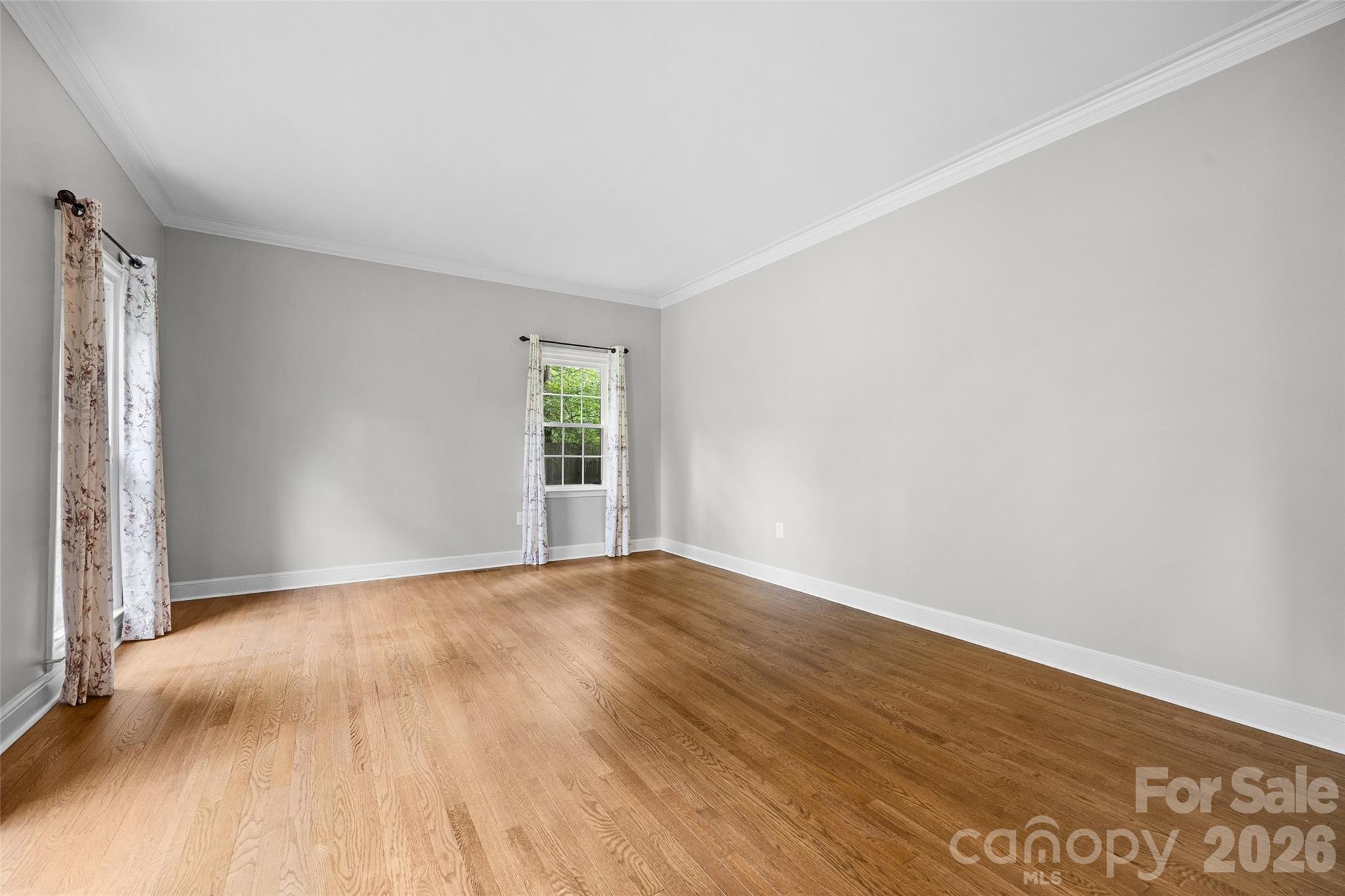 2115 E Providence Drive — Charlotte
