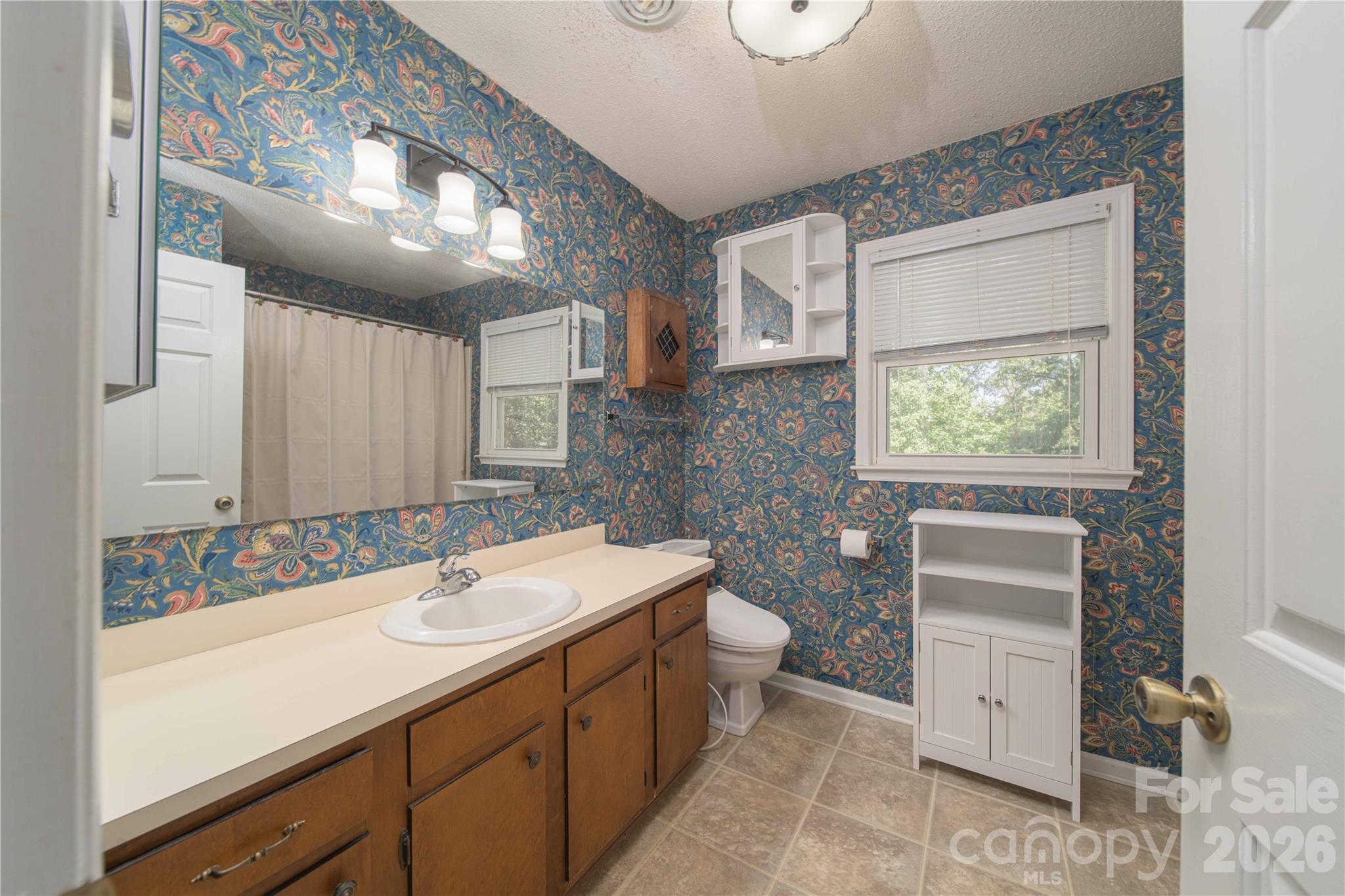 120 Regency Road — Salisbury
