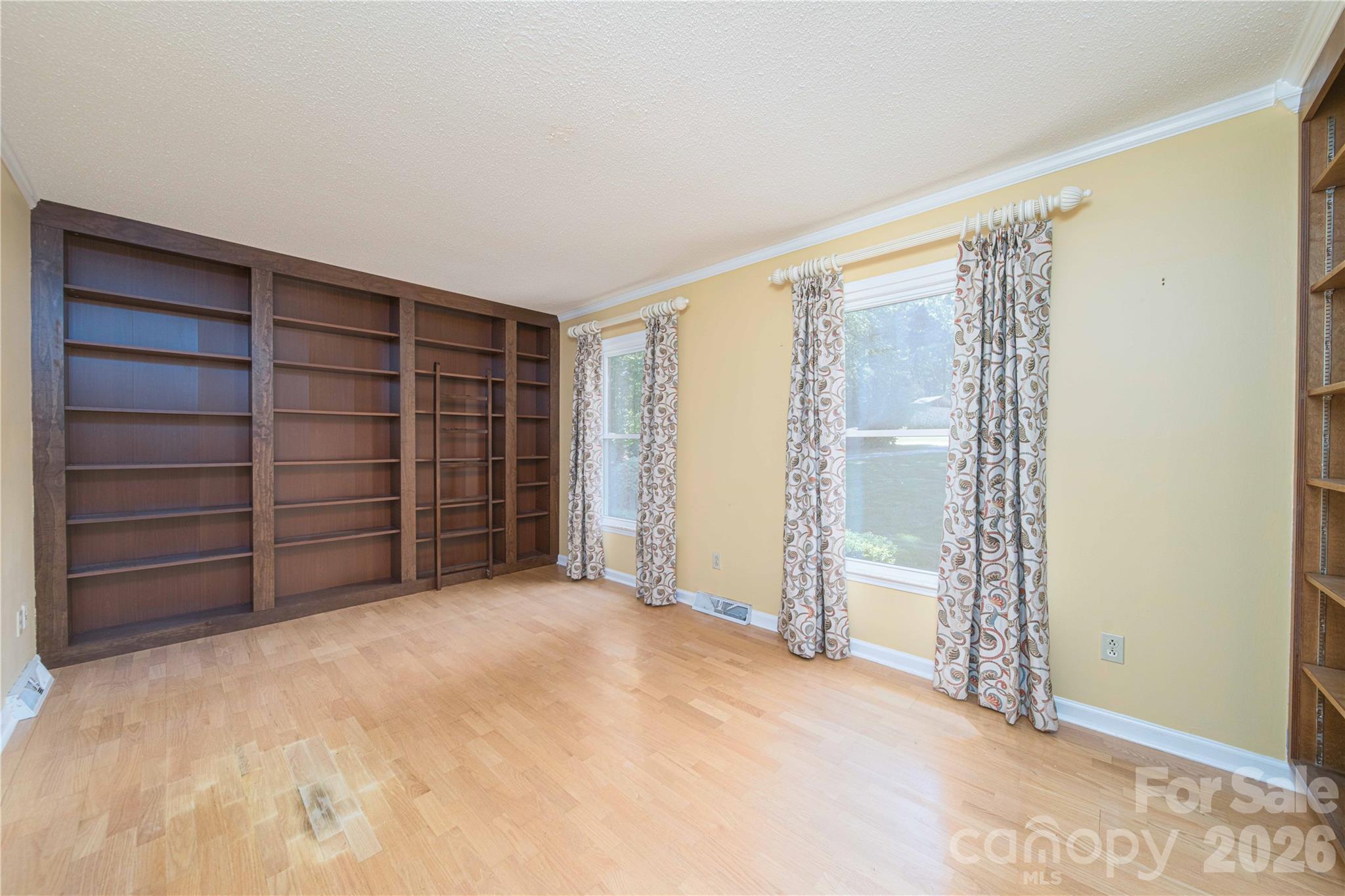 120 Regency Road — Salisbury