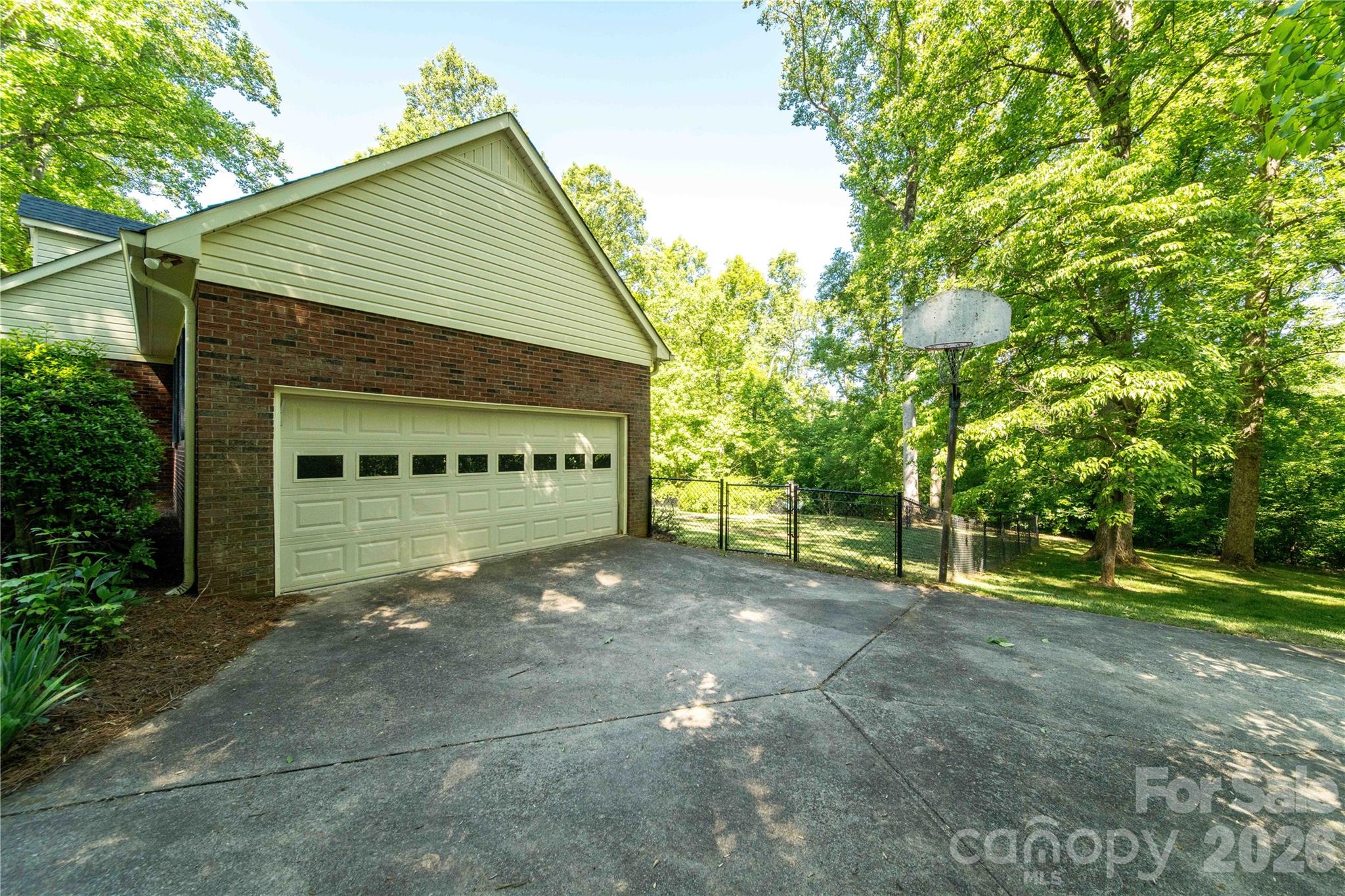 120 Regency Road — Salisbury