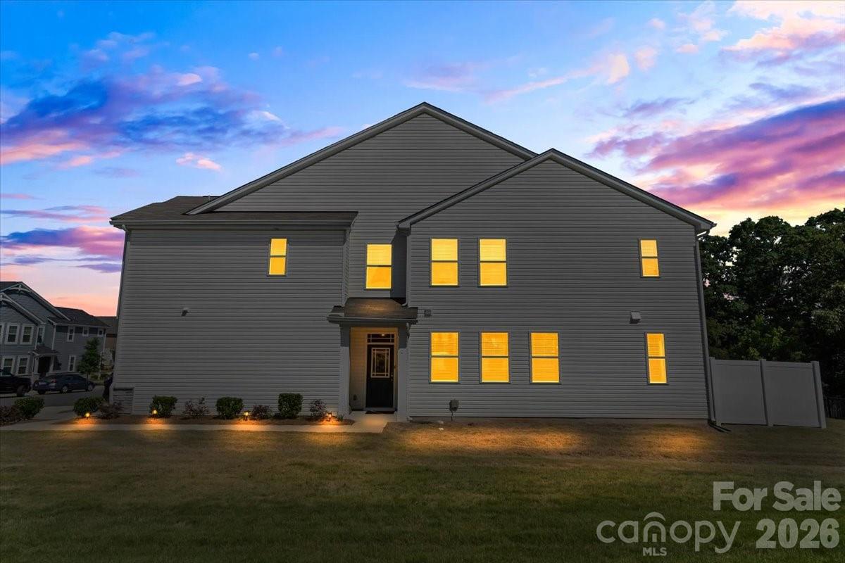 4529 Iron Oak Lane — Charlotte
