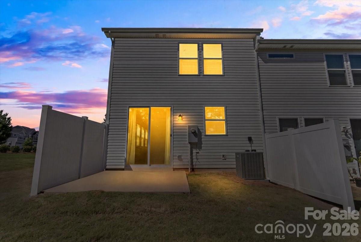 4529 Iron Oak Lane — Charlotte