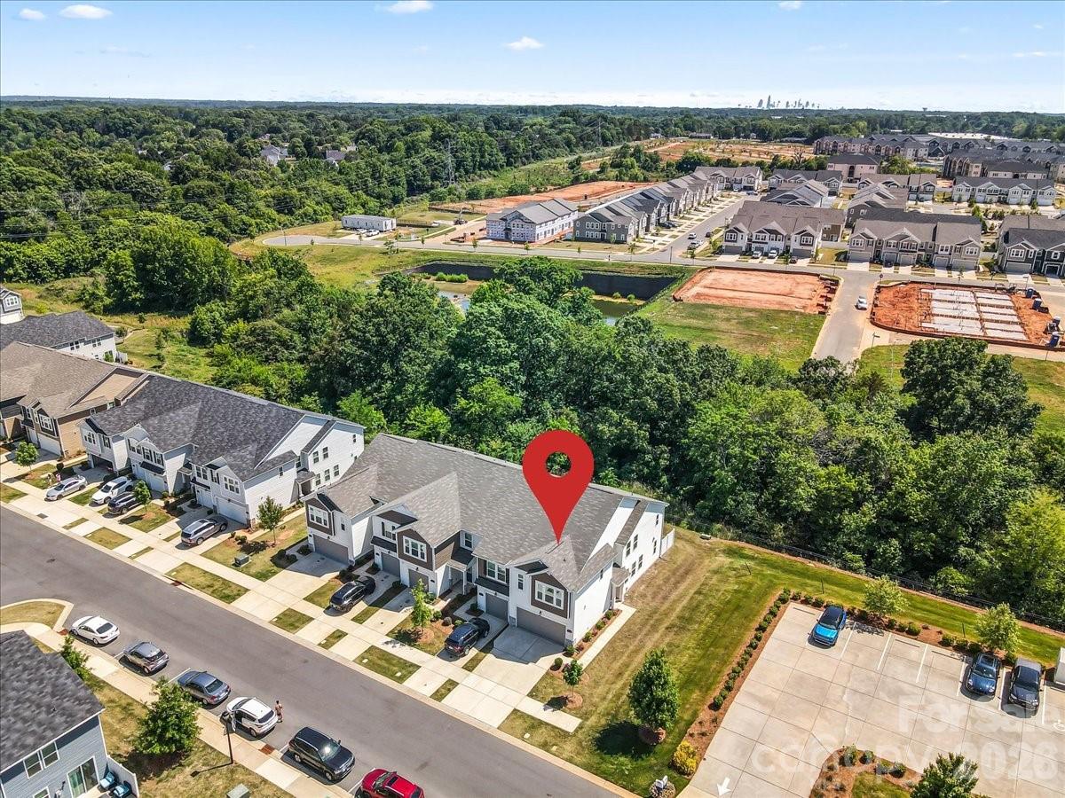 4529 Iron Oak Lane — Charlotte