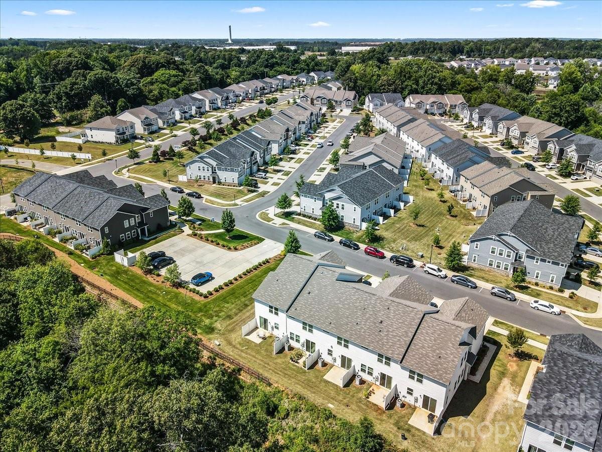 4529 Iron Oak Lane — Charlotte
