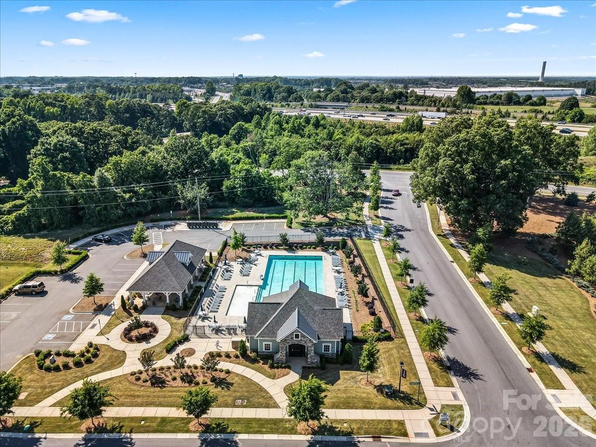 4529 Iron Oak Lane — Charlotte