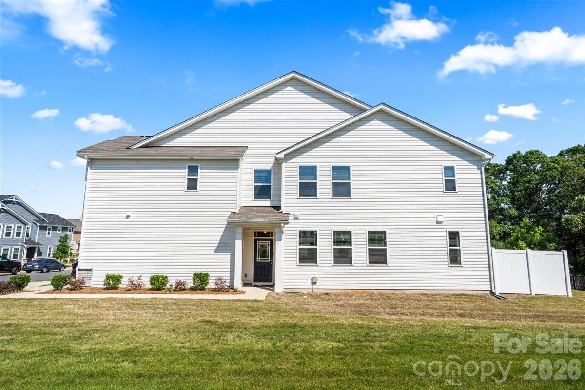4529 Iron Oak Lane — Charlotte