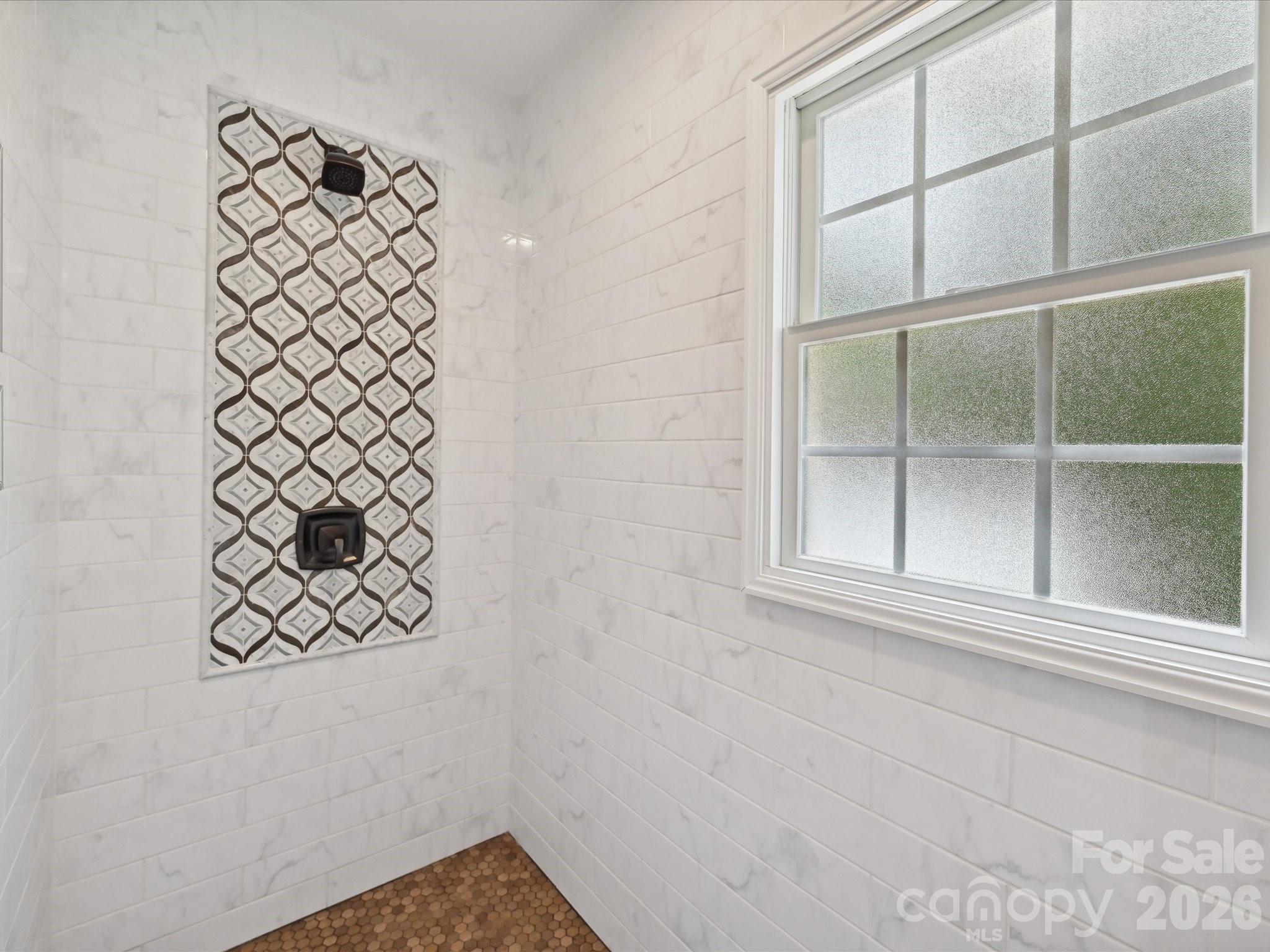 327 Whitestone Road — Charlotte